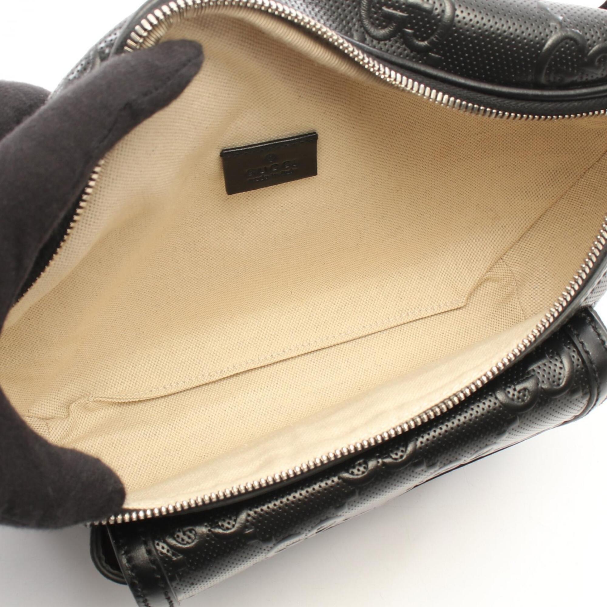 Gucci Black Leather Fanny Pack Handbag (Pre-Owned)