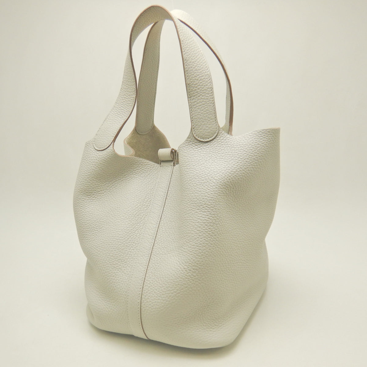 Hermes Pearl White White Taurillon Clemence Leather Handbag (Pre-Owned)