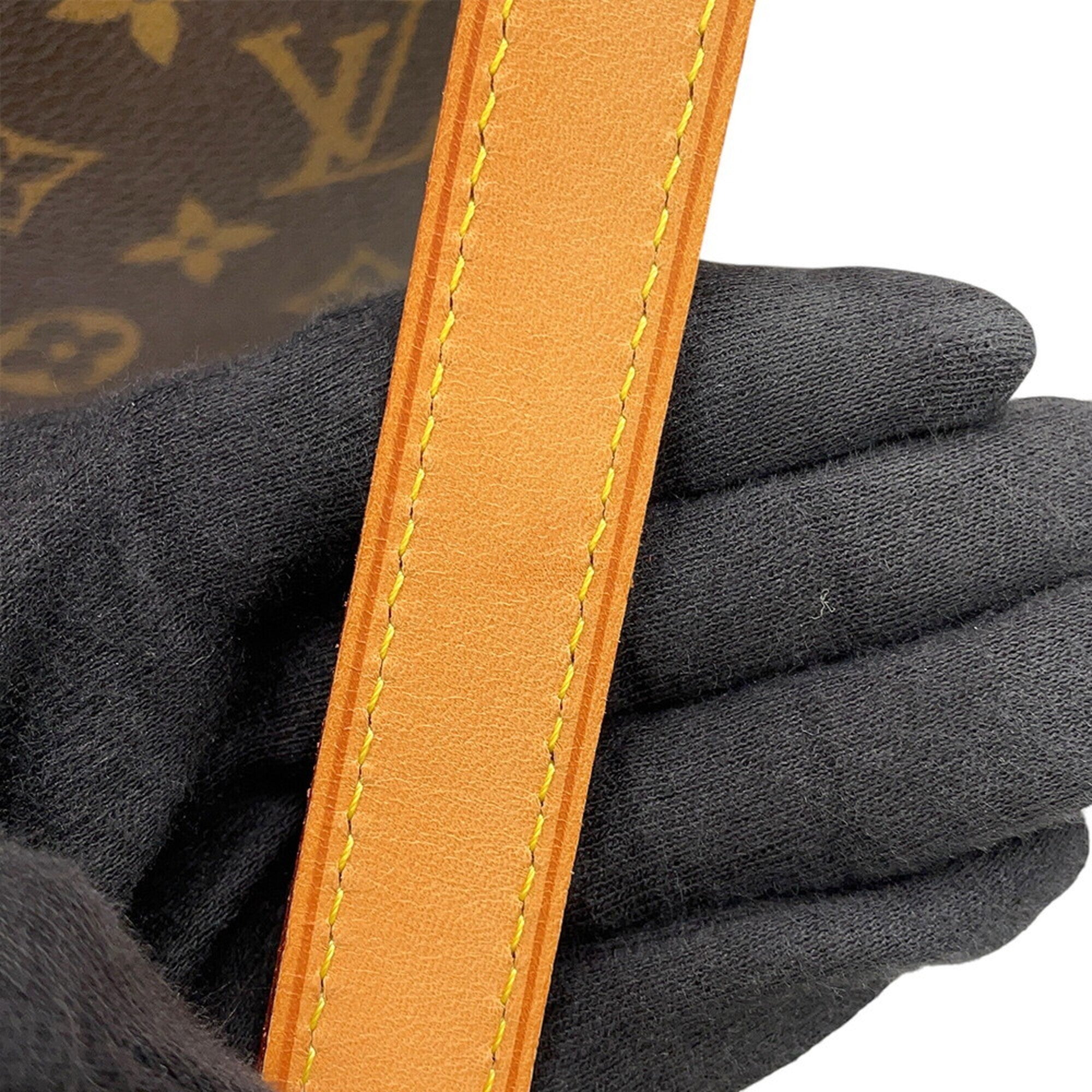 Louis Vuitton Brown Monogram Shoulder Bag (Pre-Owned)