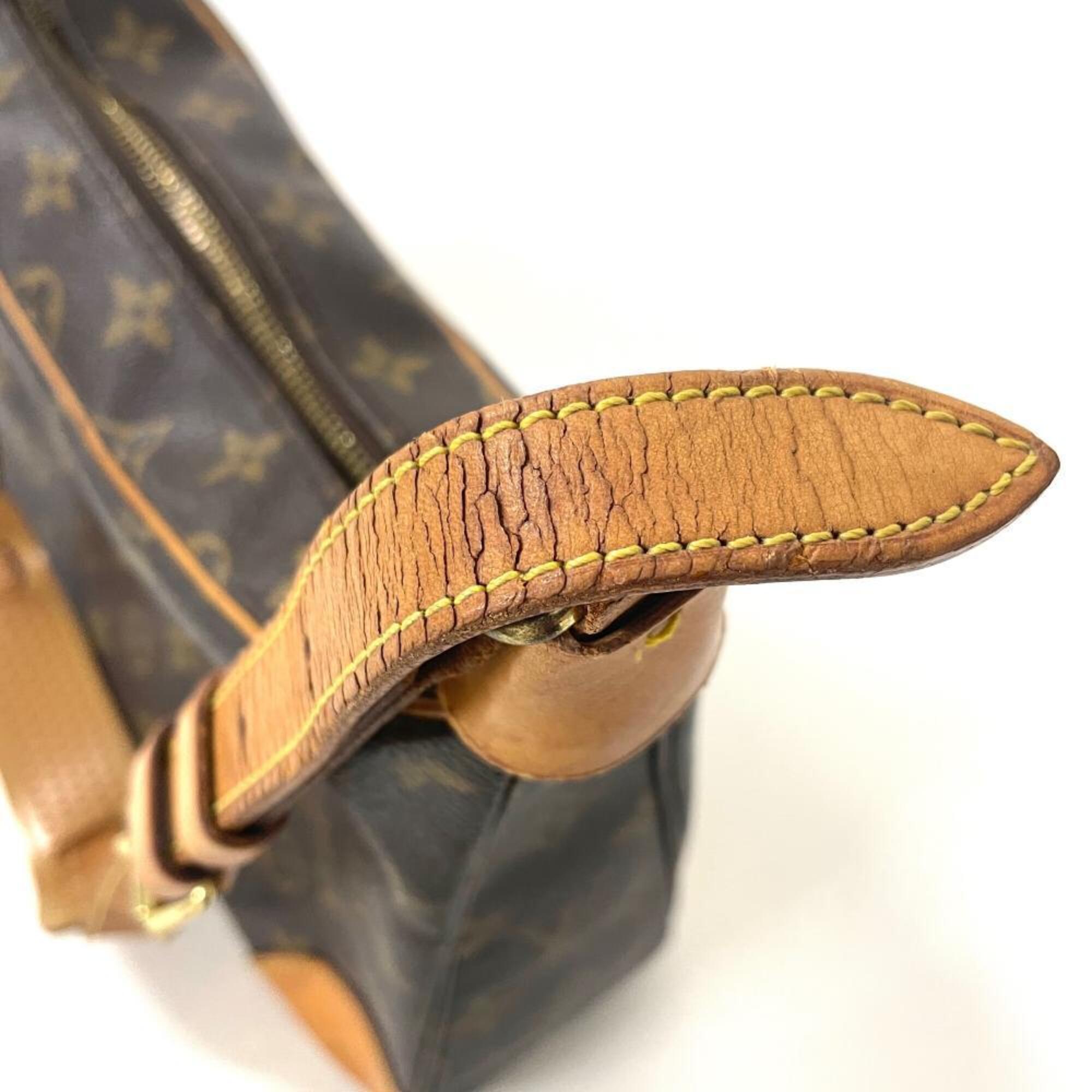 Louis Vuitton Monogram Brown Monogram Shoulder Bag (Pre-Owned)