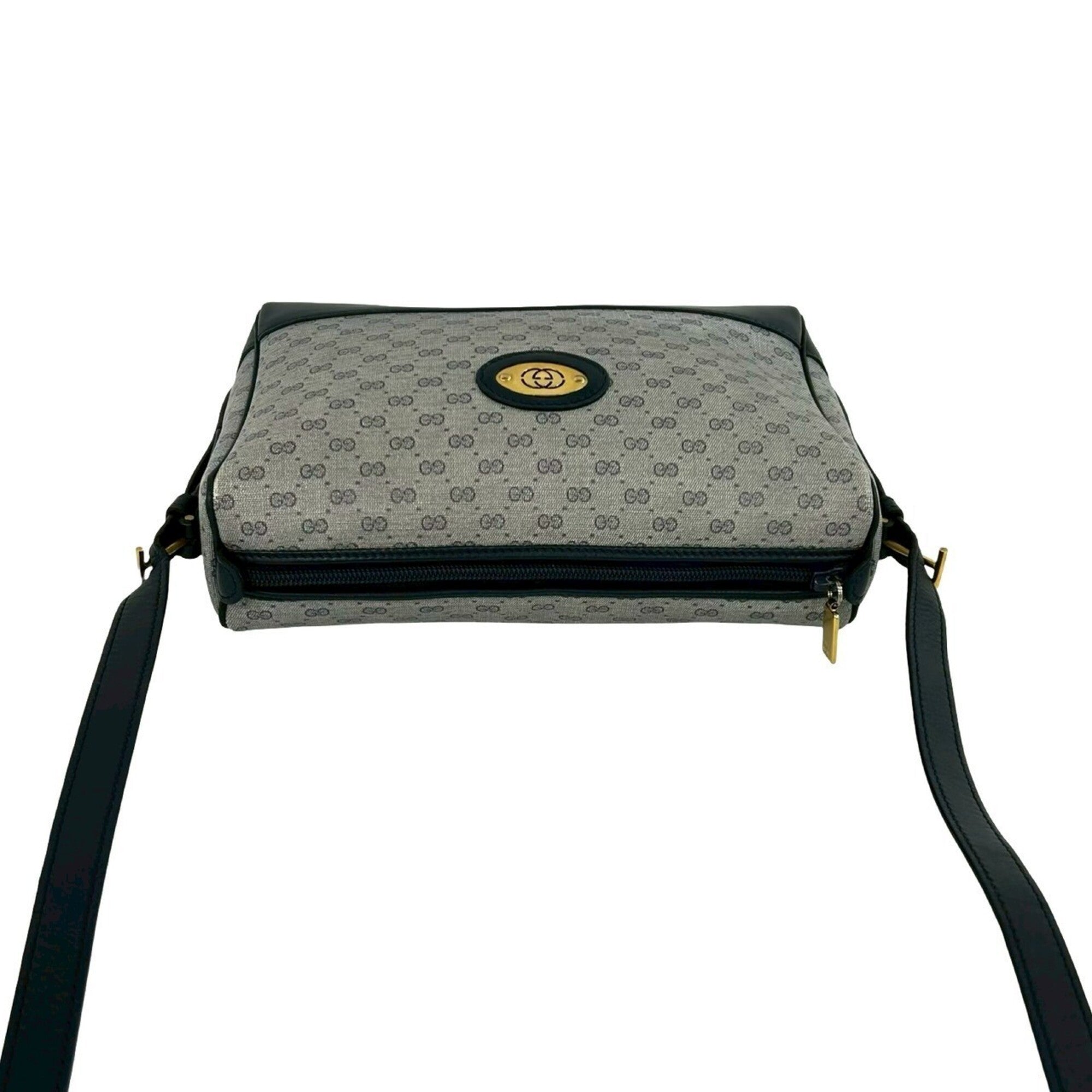 Gucci Navy Pvc Leather Pochette Shoulder Bag (Pre-Owned)