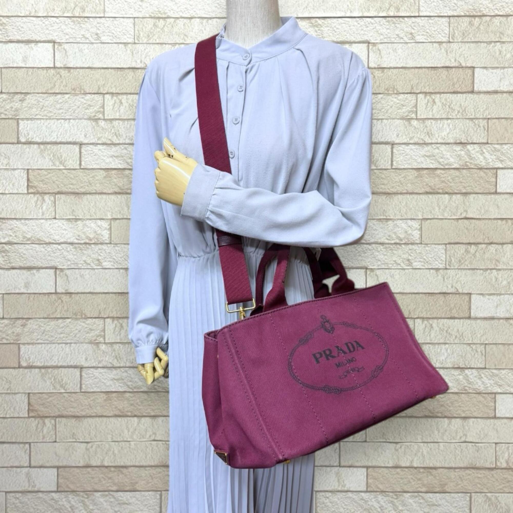 Prada Canapa Red Color Canvas Shoulder Bag (Pre-Owned)