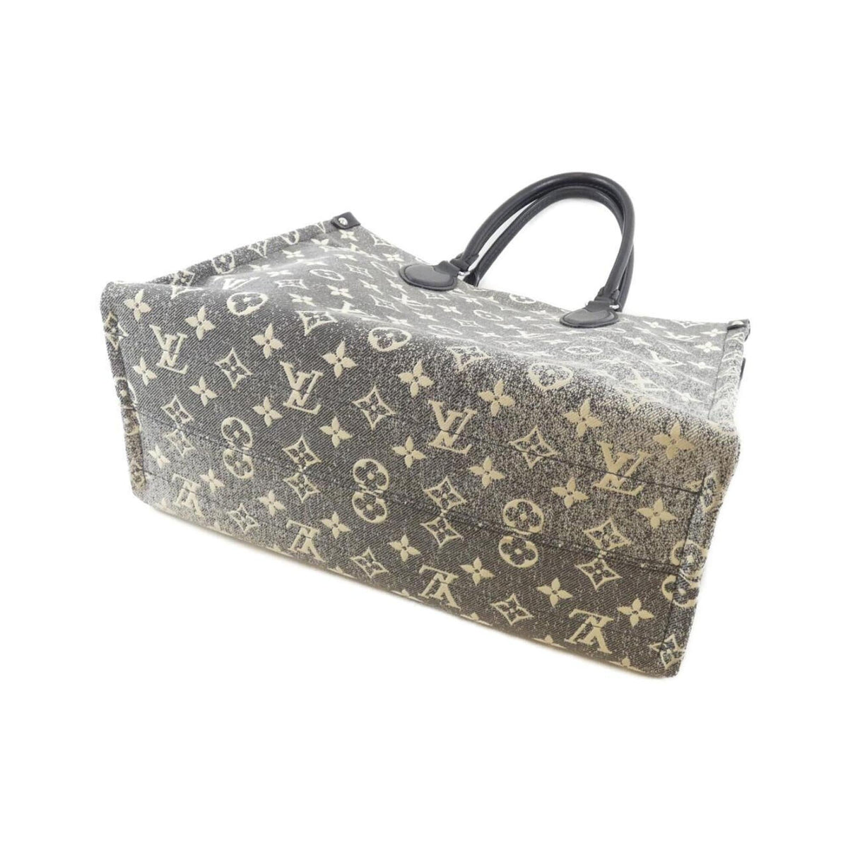 Louis Vuitton Gris Canvas Handbag (Pre-Owned)