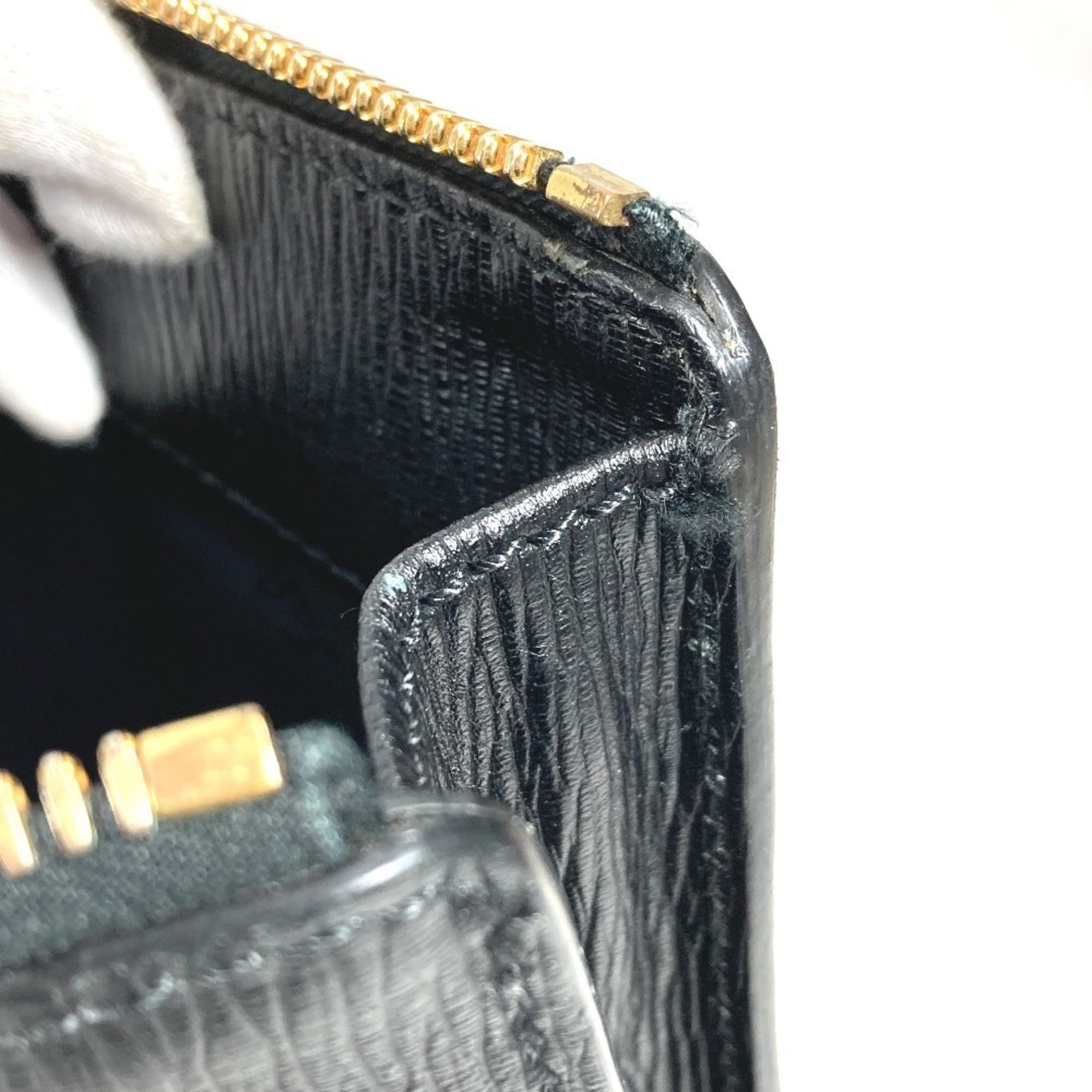 Salvatore Ferragamo Black Leather Clutch Bag Handbag Pouch (Pre-Owned)