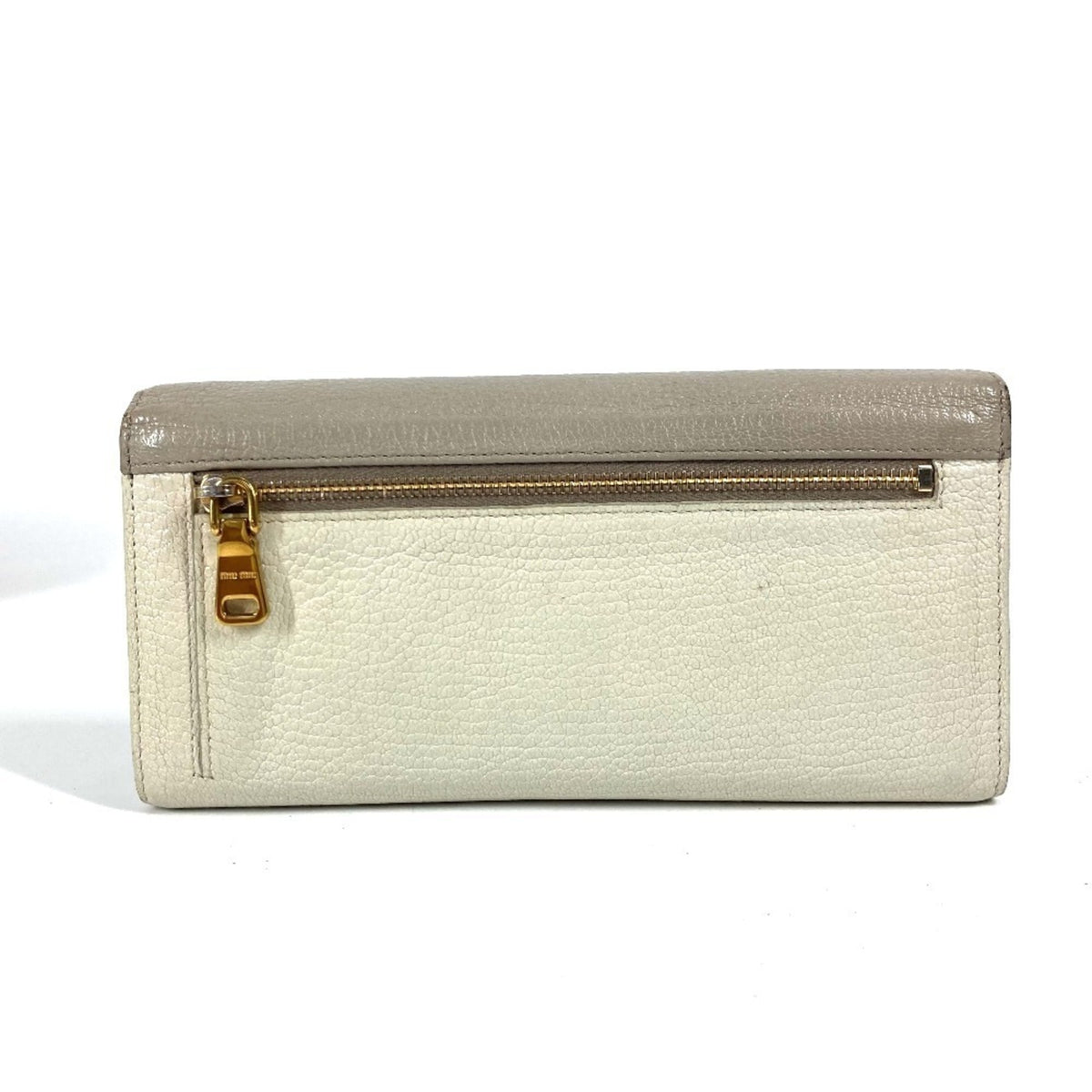 Miu Miu Gray White Leather Long Wallet (Bi-Fold) (Pre-Owned)