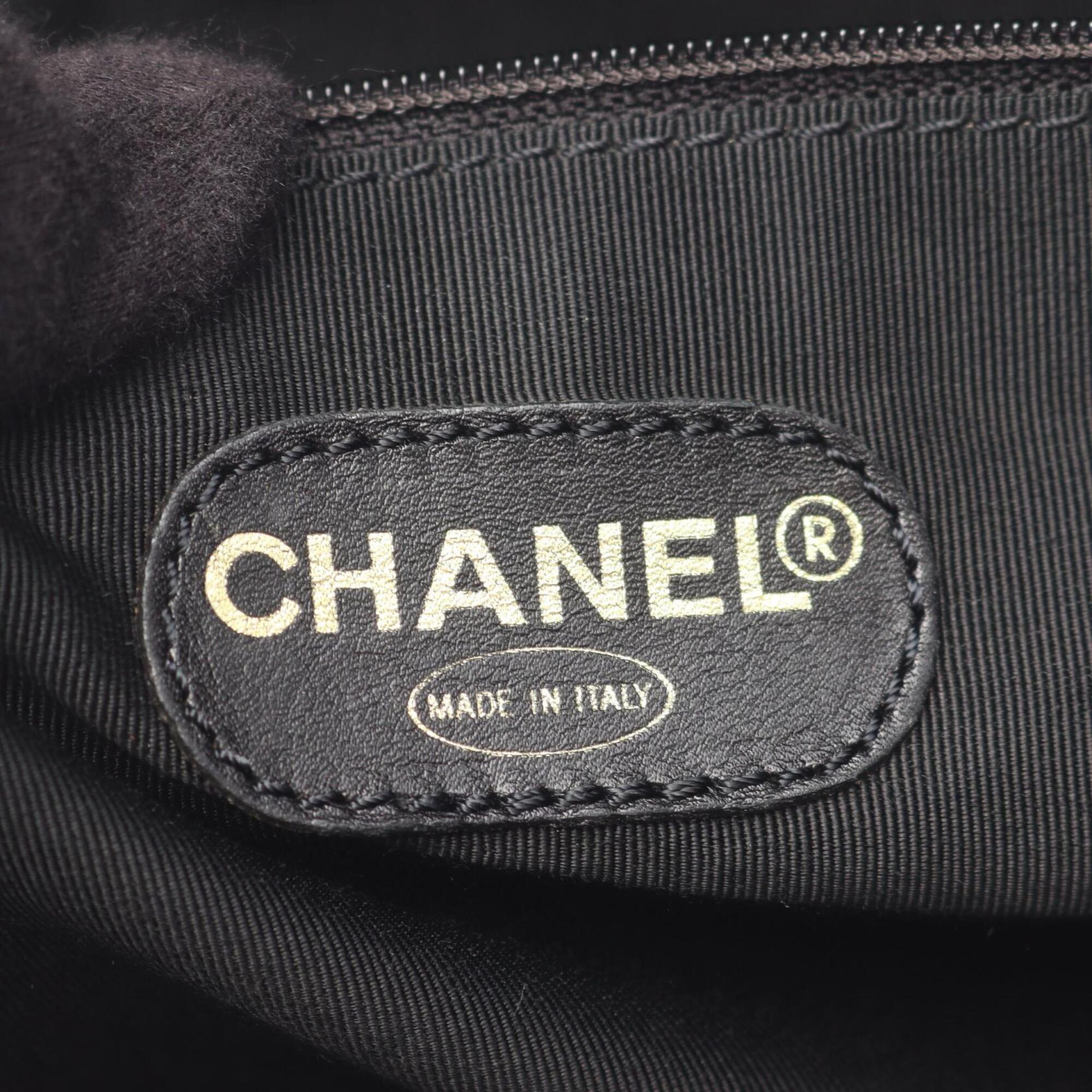 Chanel Black Grained Calfskin Handbag Tote Bag (Pre-Owned)