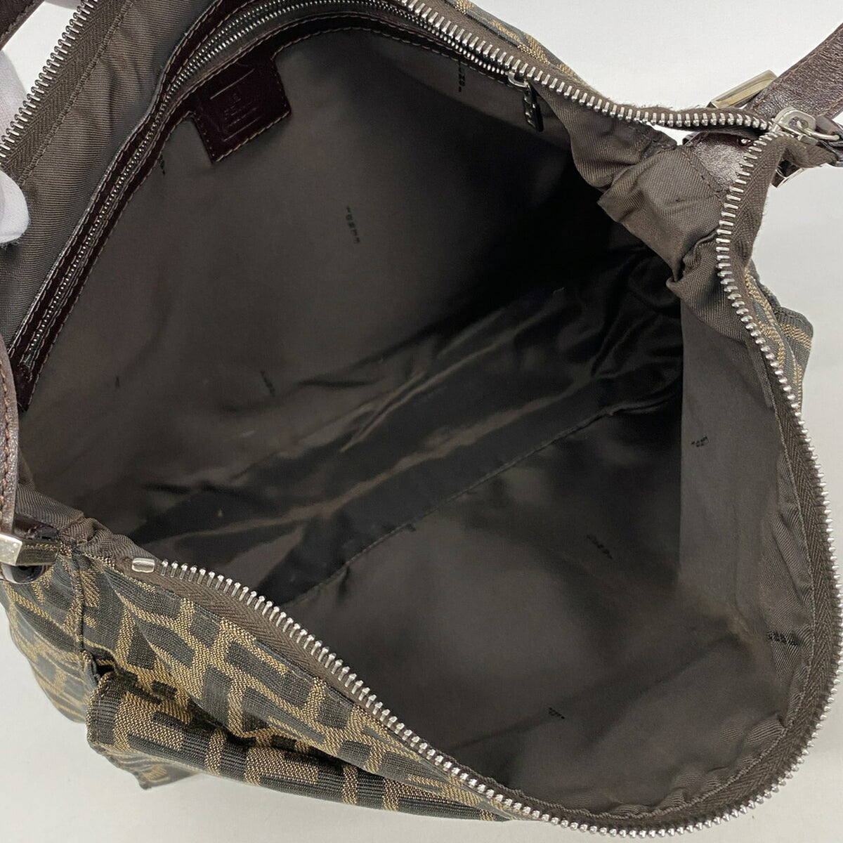 Fendi Brown Nylon Canvas Shoulder Bag (Pre-Owned)