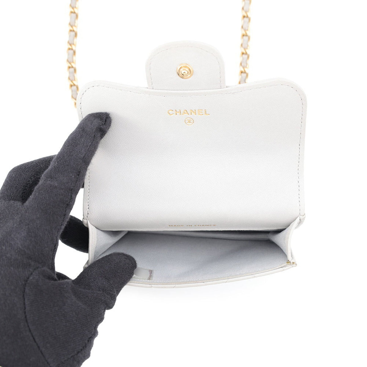 Chanel Matelasse Gray Leather Handbag Shoulder Bag (Pre-Owned)