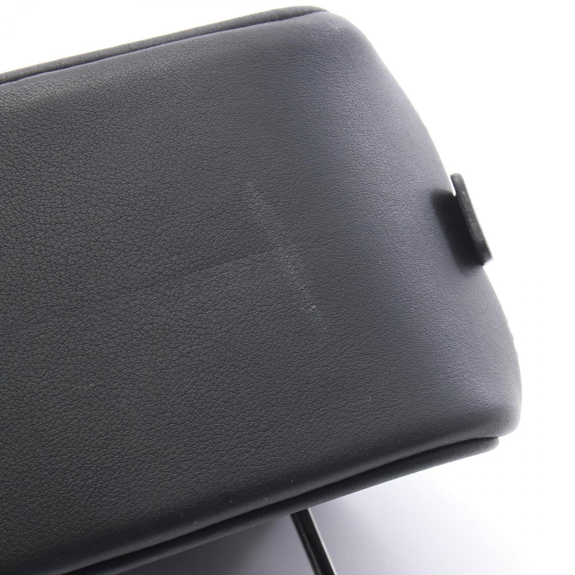 Loewe Black Leather Clutch Bag Handbag (Pre-Owned)