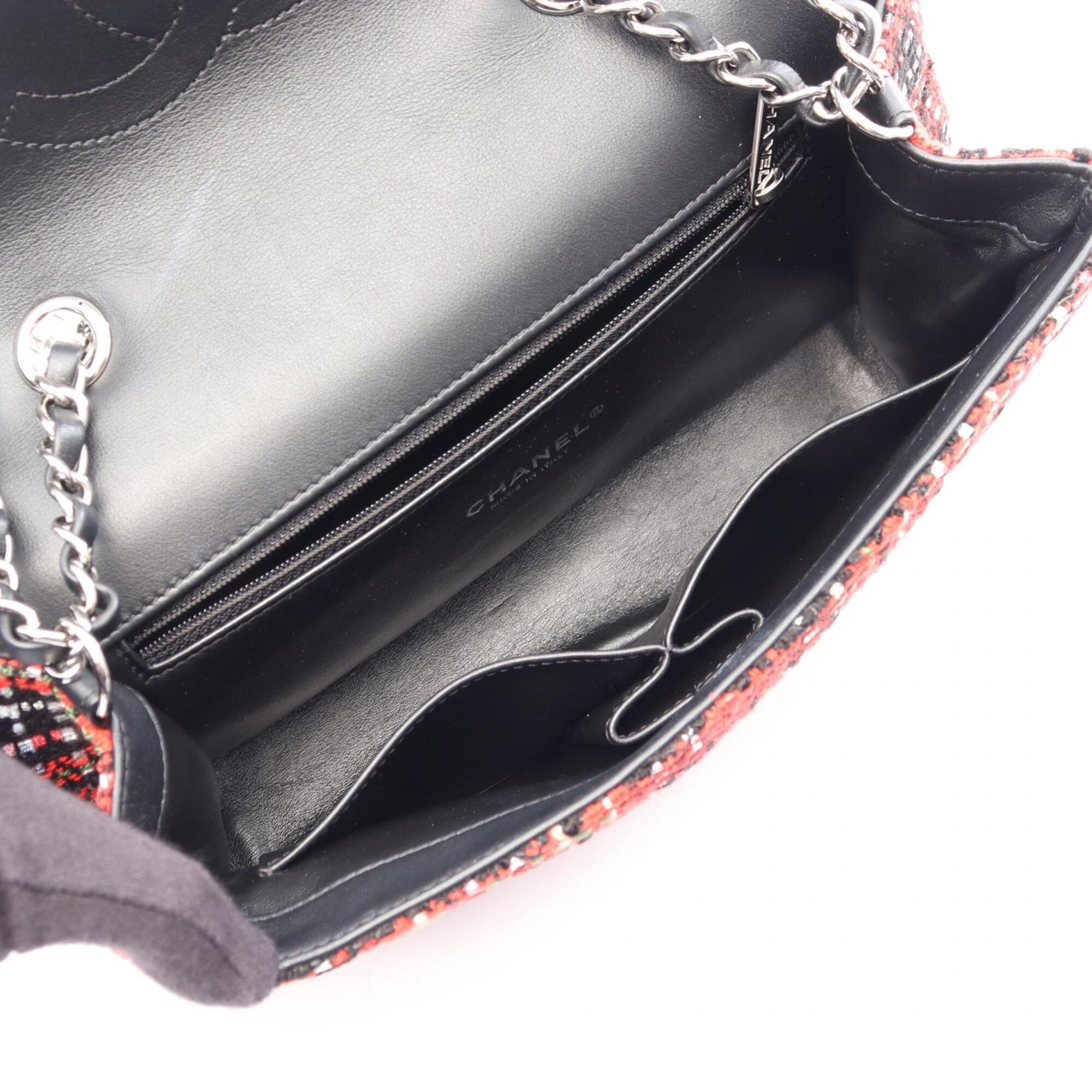 Chanel Black Multi-Color Red Color Fabric Leather Shoulder Bag (Pre-Owned)