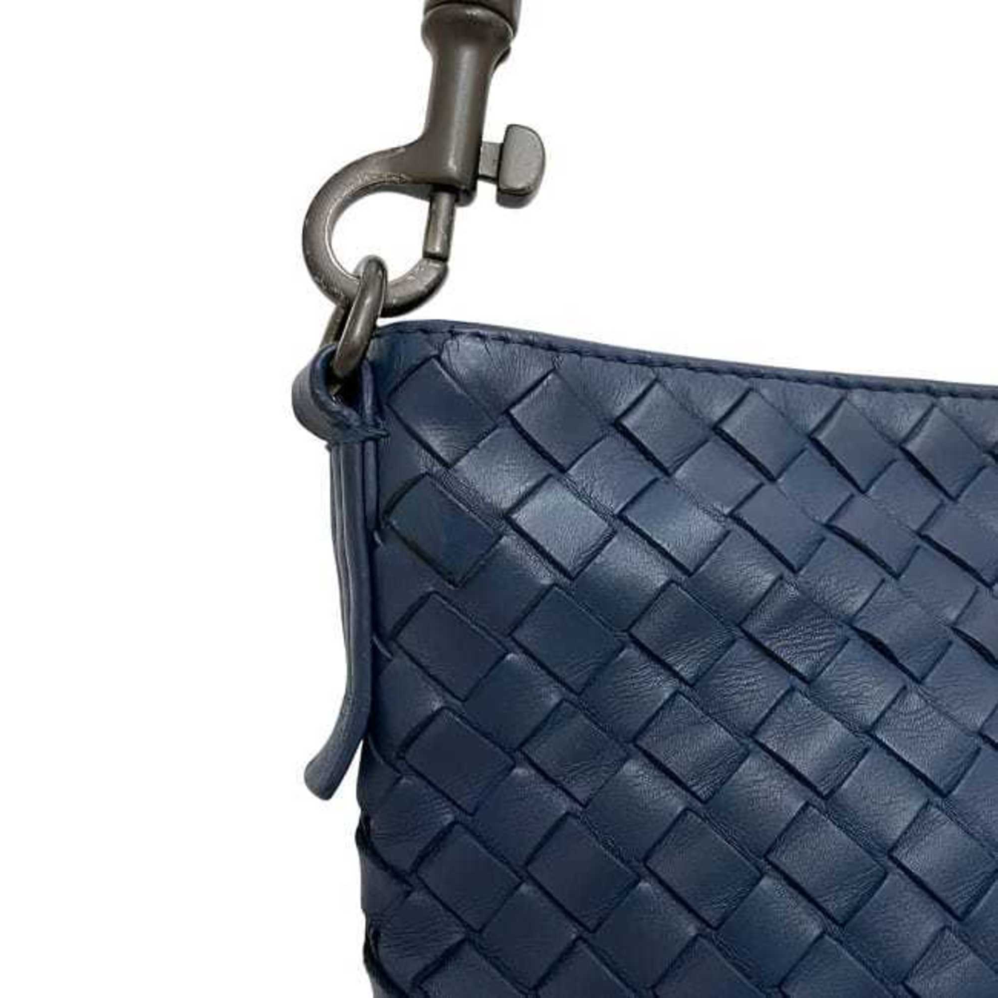 Bottega Veneta Blue Intrecciato Shoulder Bag (Pre-Owned)