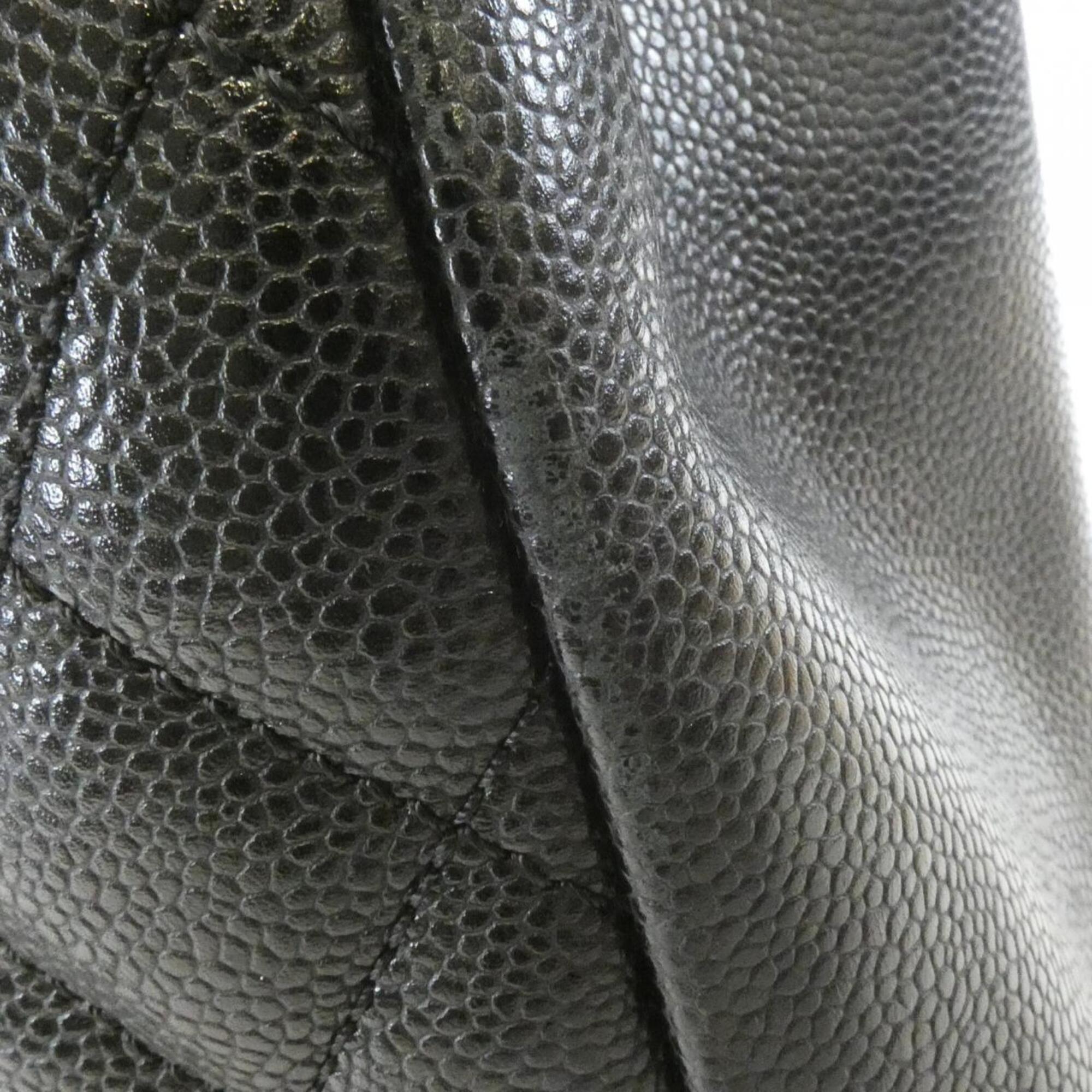 Chanel Black Grained Calfskin Shoulder Bag (Pre-Owned)