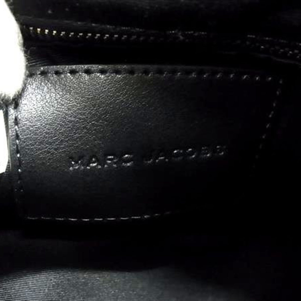 Marc Jacobs Black Leather Handbag (Pre-Owned)