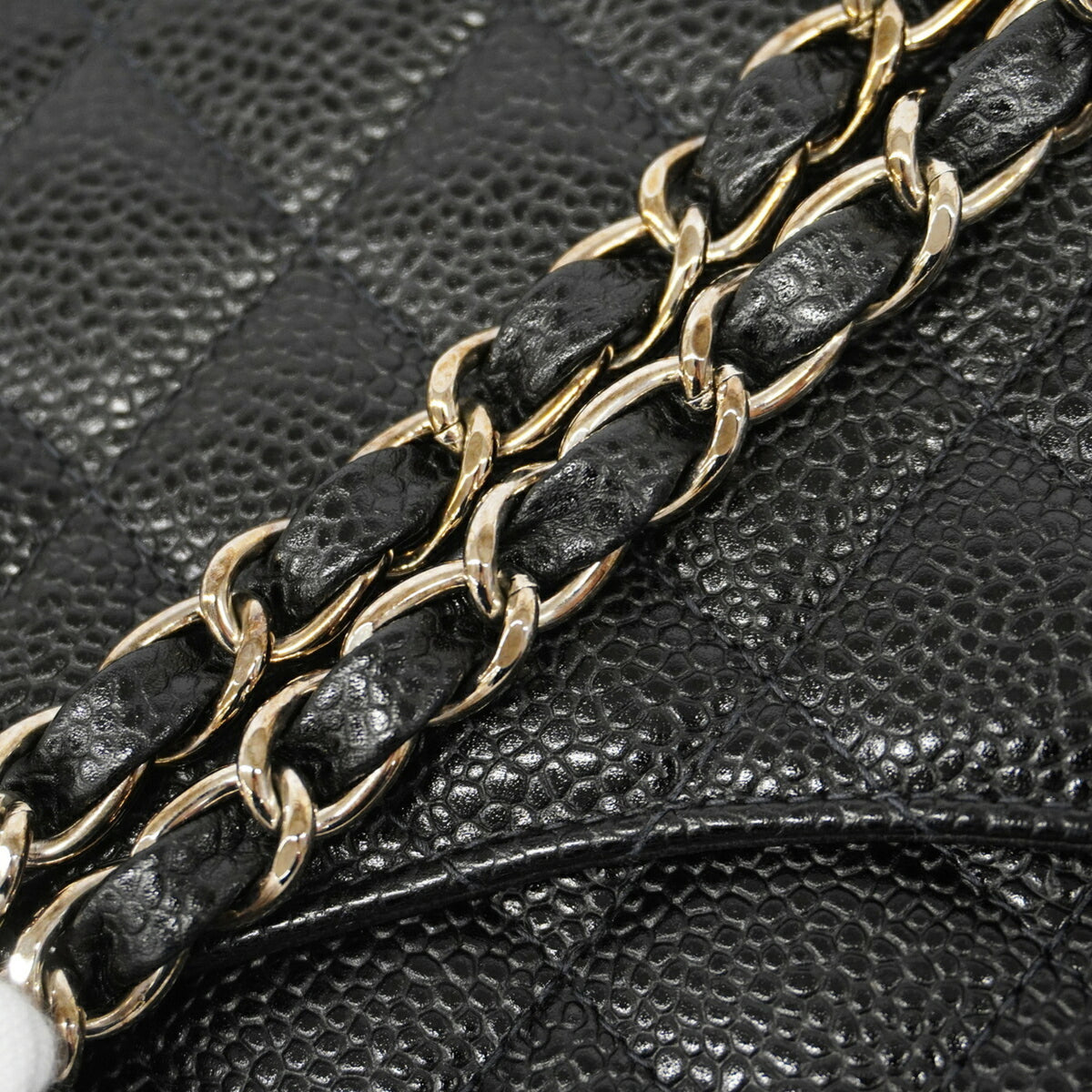 Chanel Black Grained Calfskin Shoulder Bag (Pre-Owned)