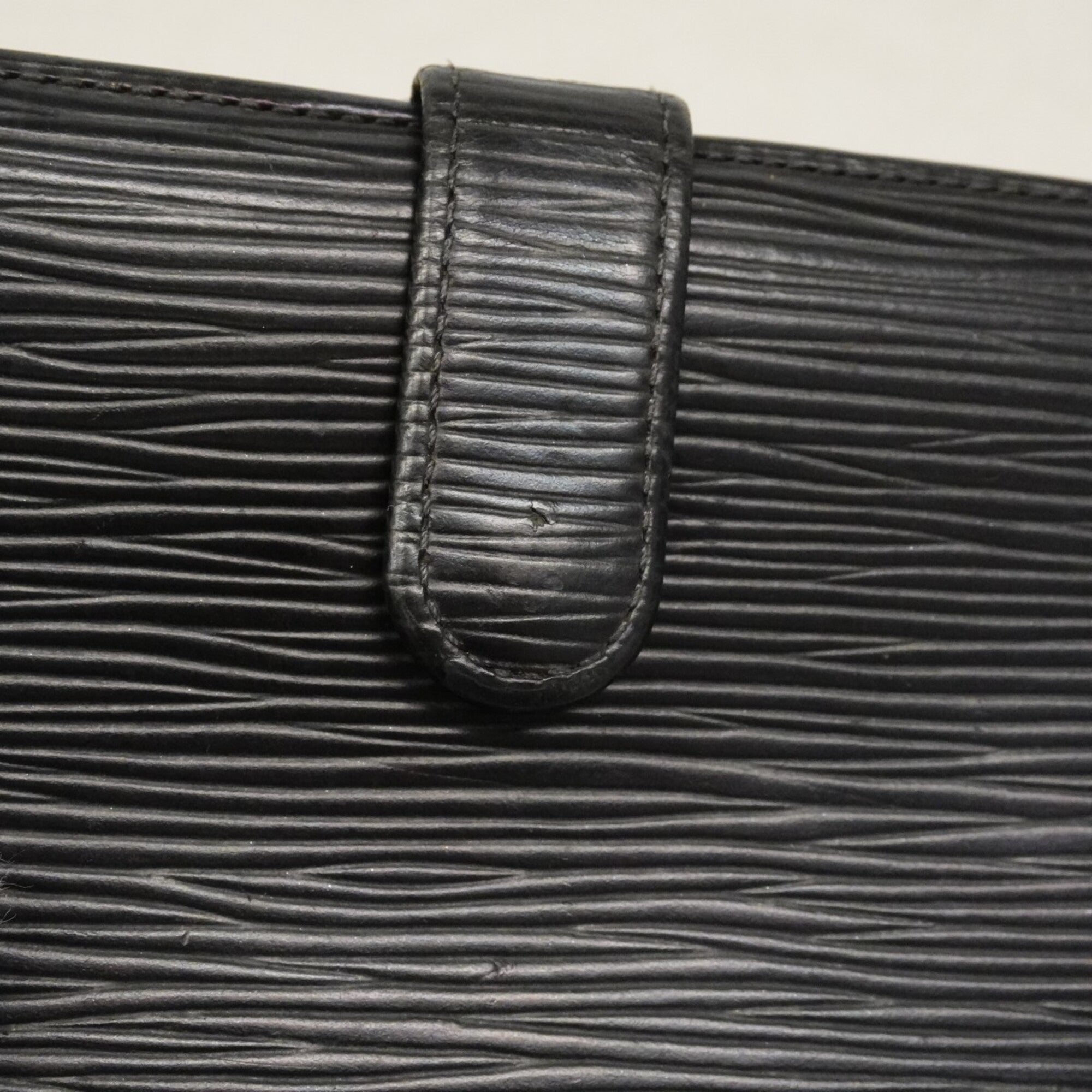 Louis Vuitton Noir Long Wallet (Bi-Fold) (Pre-Owned)