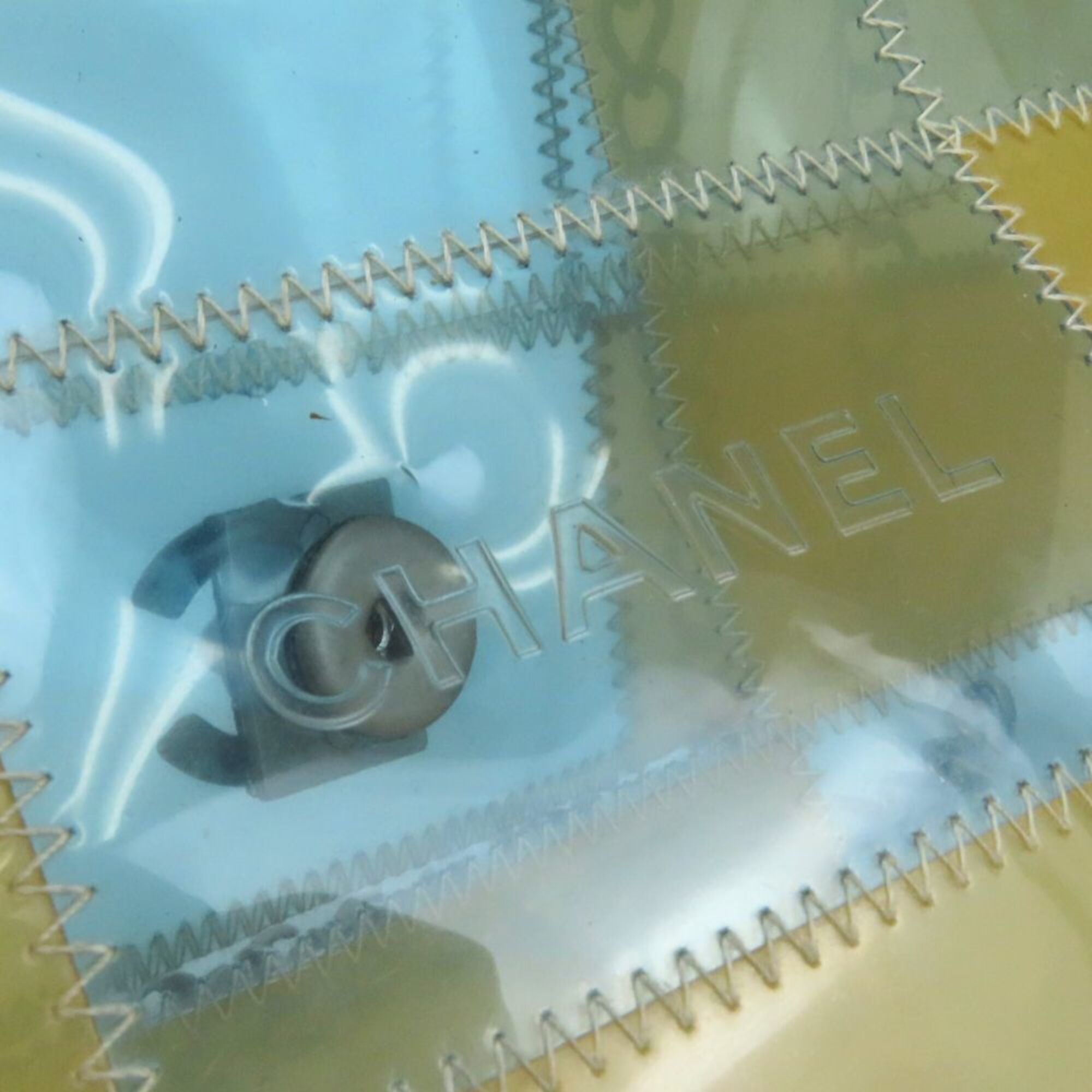 Chanel Chocolate Bar Clear Beige Pvc Shoulder Bag (Pre-Owned)