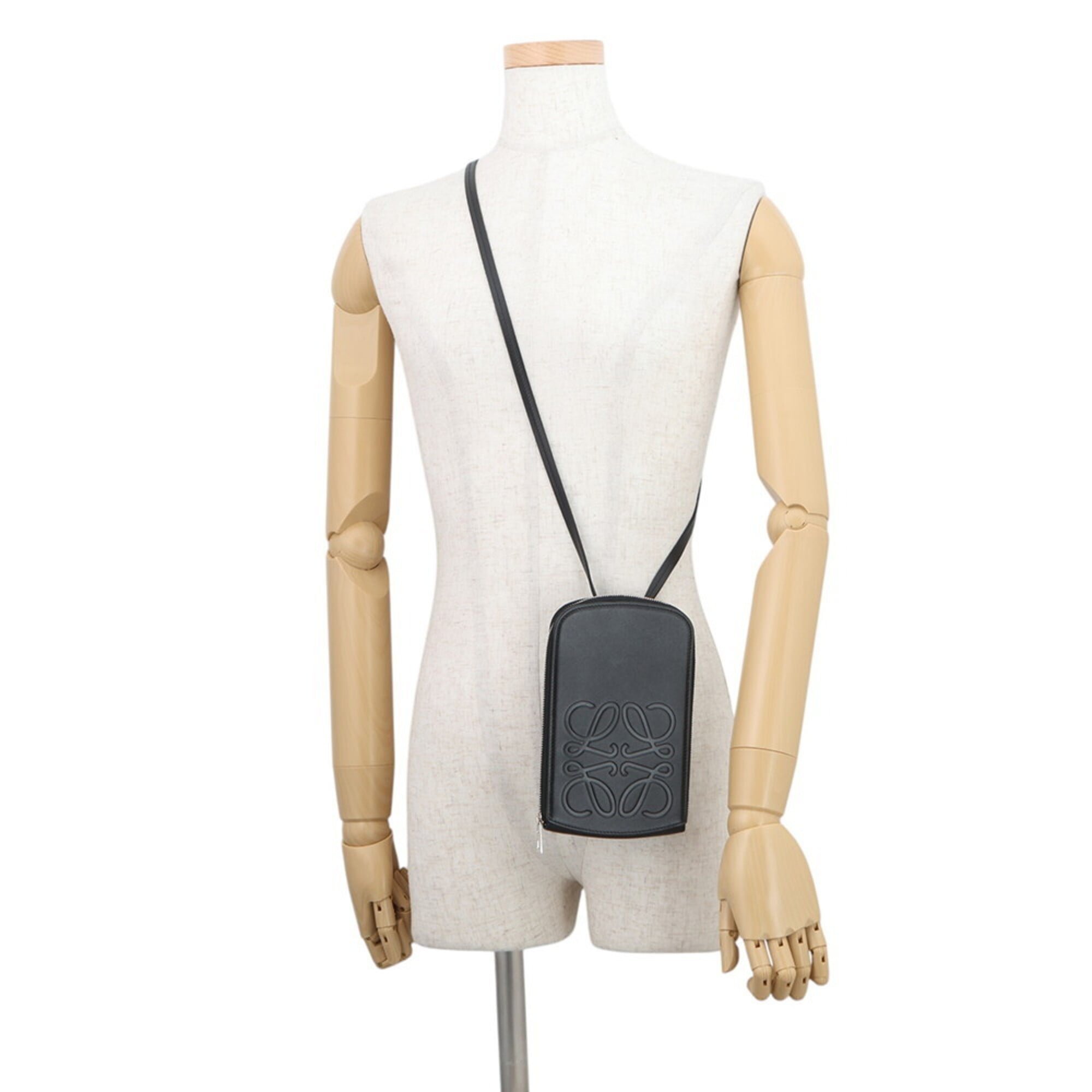 Loewe Black Leather Handbag Shoulder Bag (Pre-Owned)