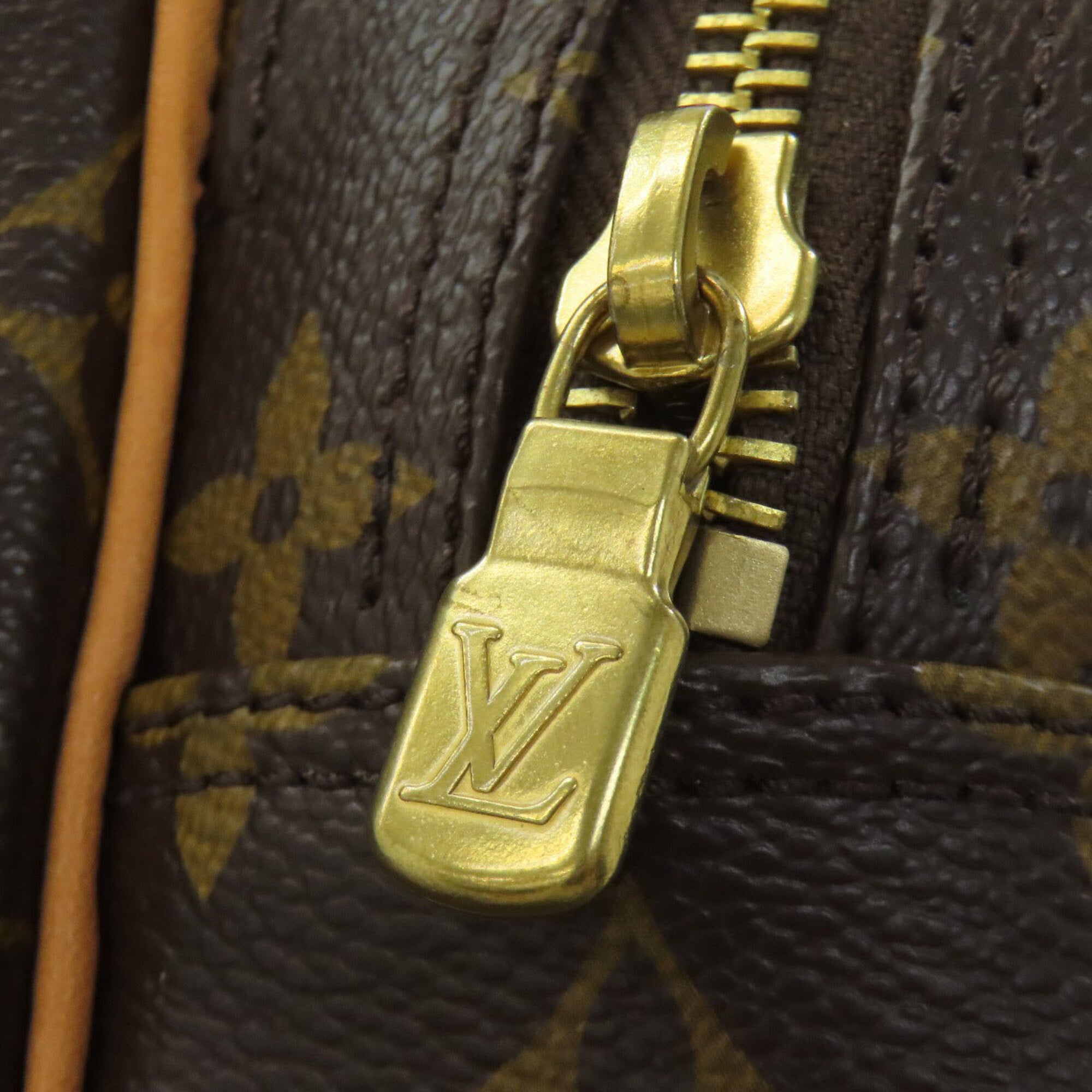 Louis Vuitton Monogram Monogram Monogram Shoulder Bag (Pre-Owned)