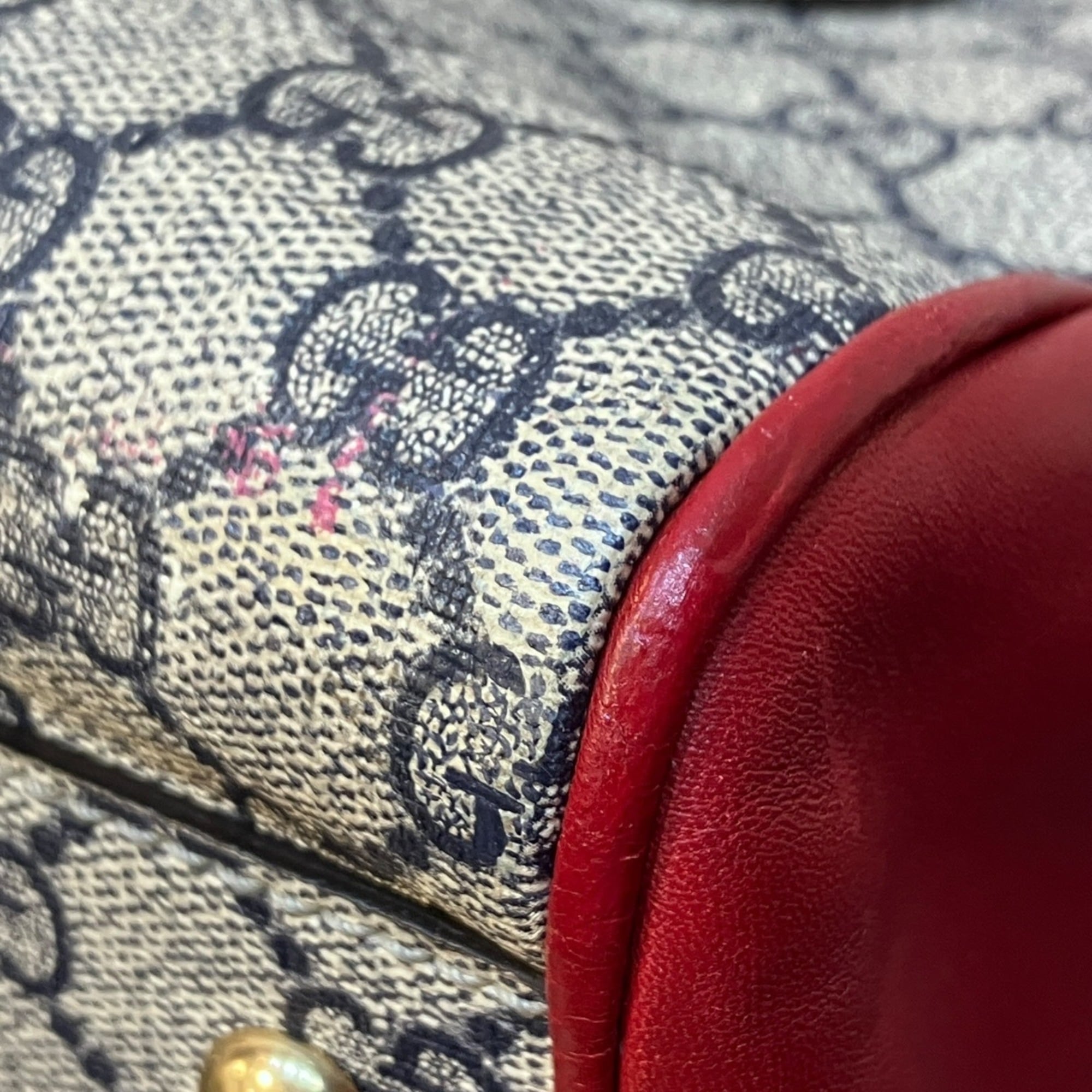 Gucci Gray Red Color Leather Pvc Shoulder Bag (Pre-Owned)