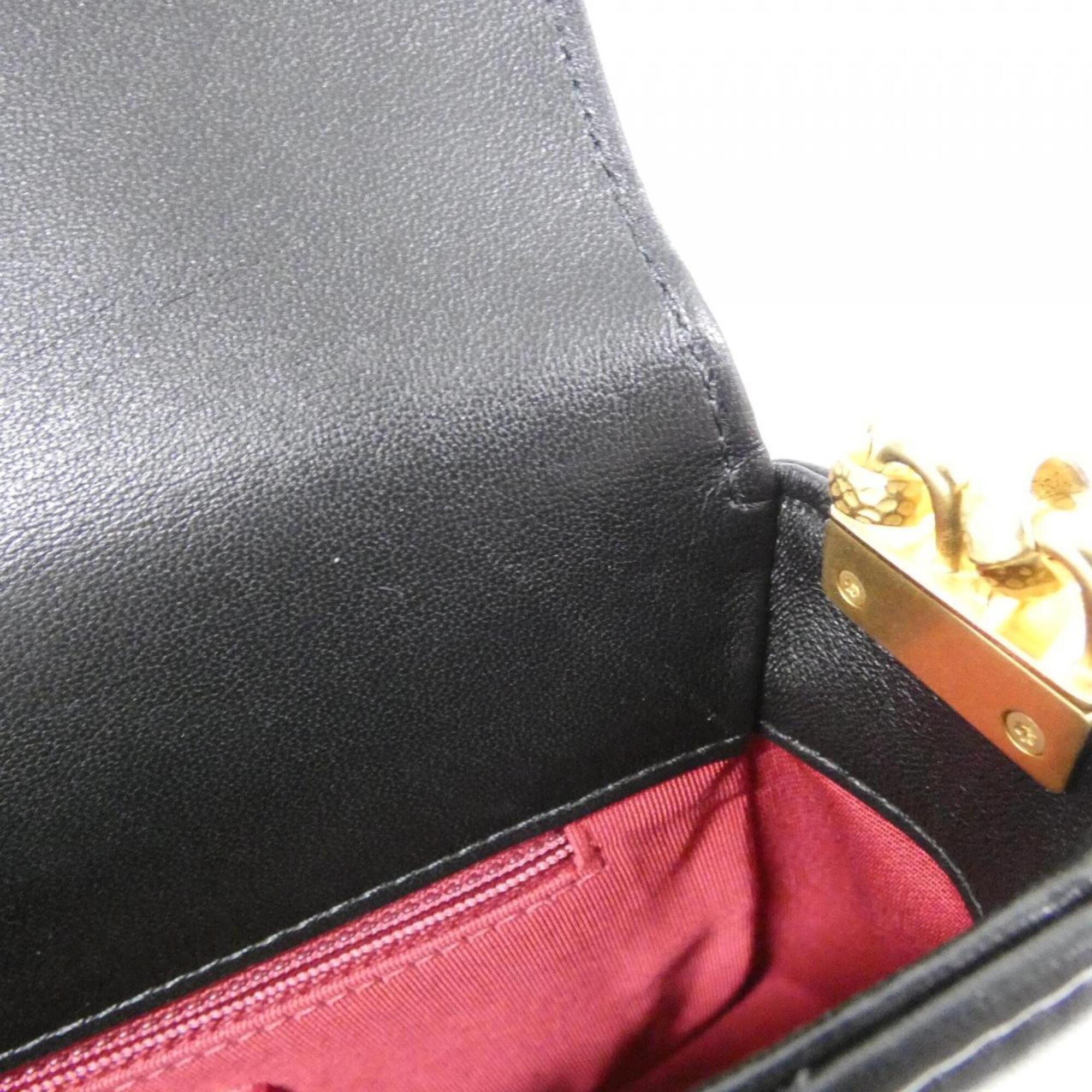 Chanel Black Leather Shoulder Bag (Pre-Owned)