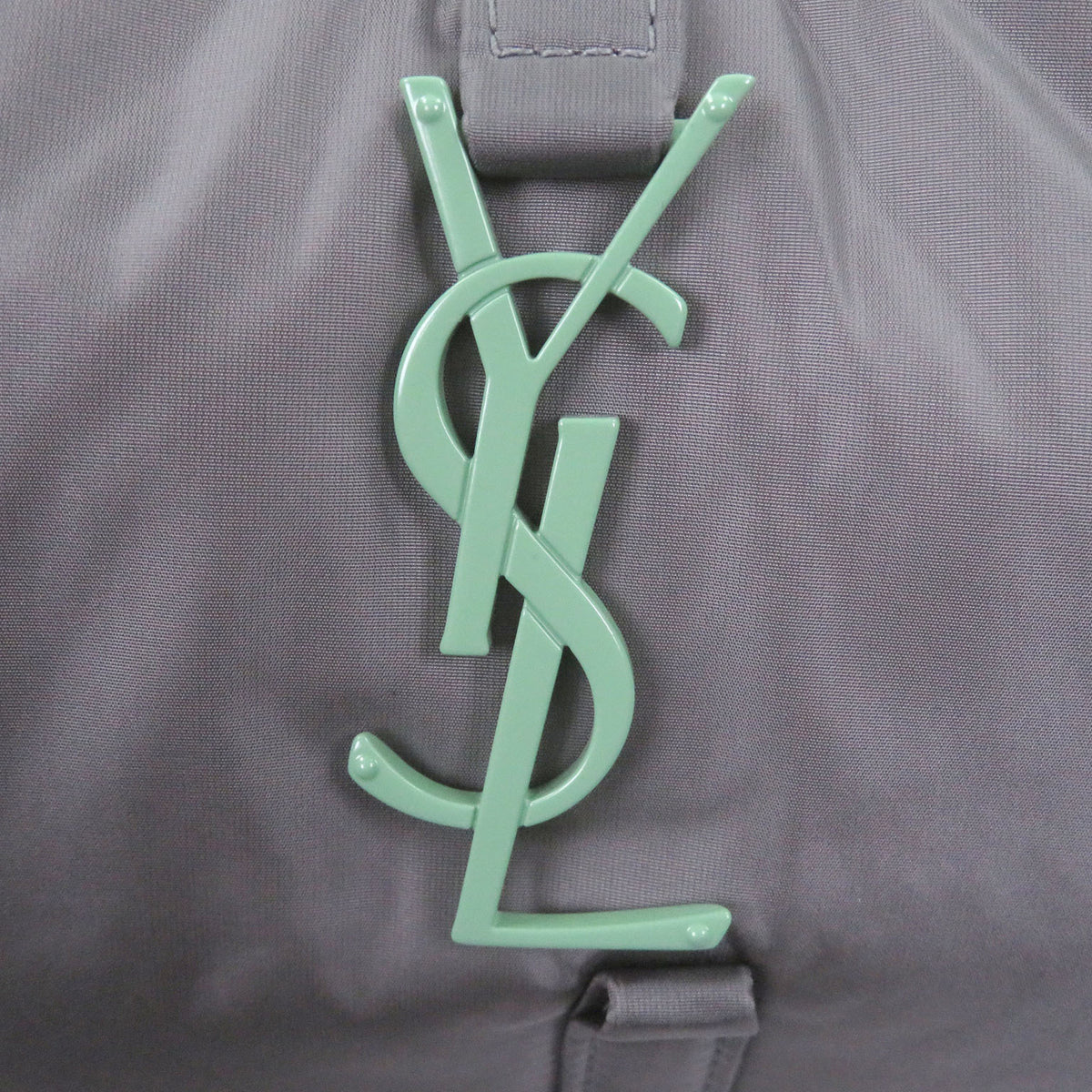 Yves Saint Laurent Gray Nylon Shoulder Bag (Pre-Owned)
