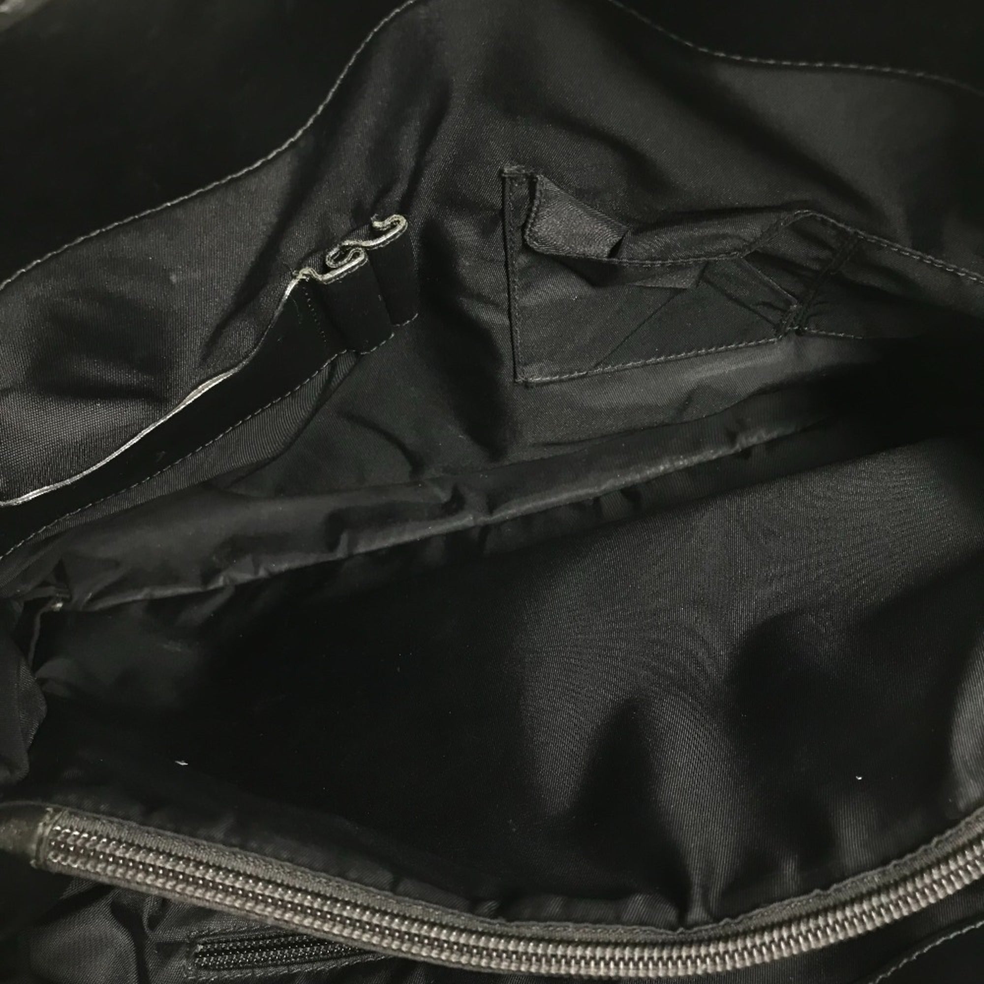 Gucci Black Nylon Leather Handbag Tote Bag (Pre-Owned)