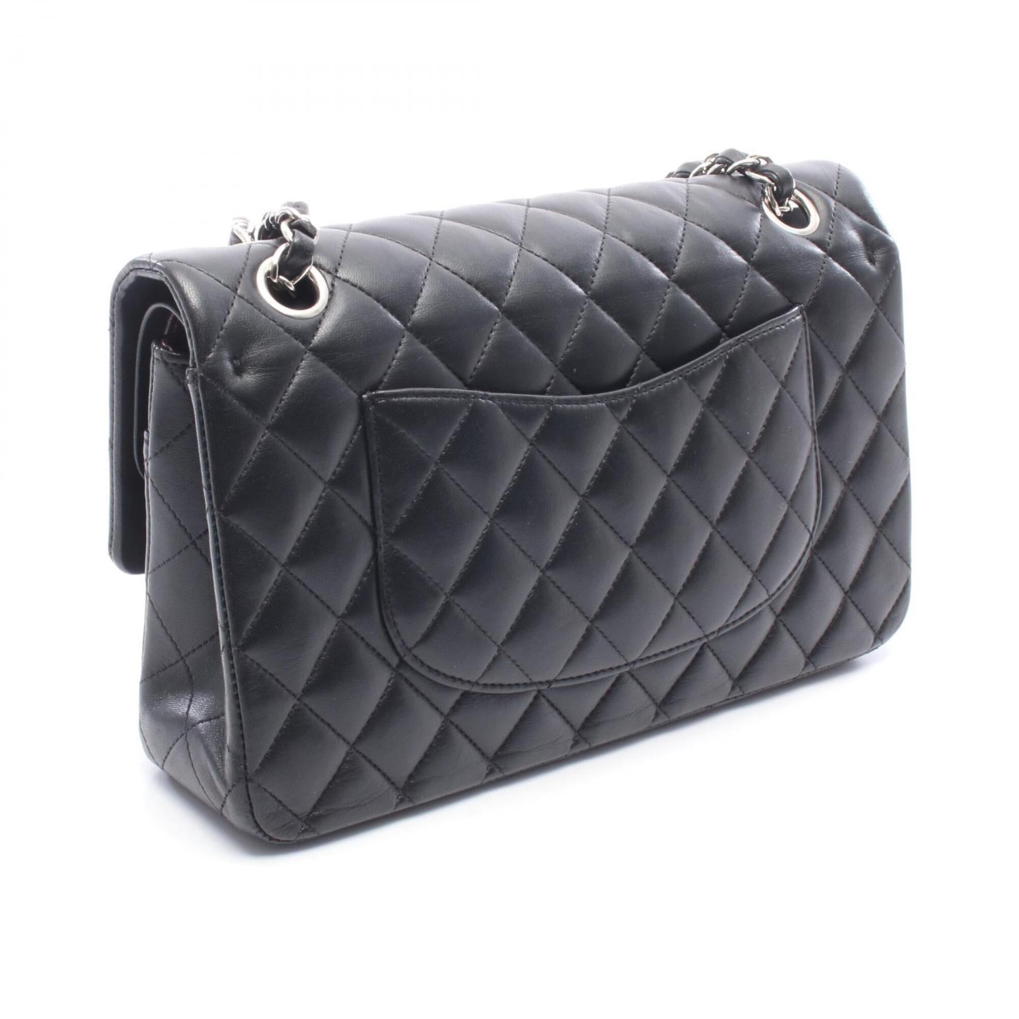 Chanel Black Leather Handbag Shoulder Bag (Pre-Owned)