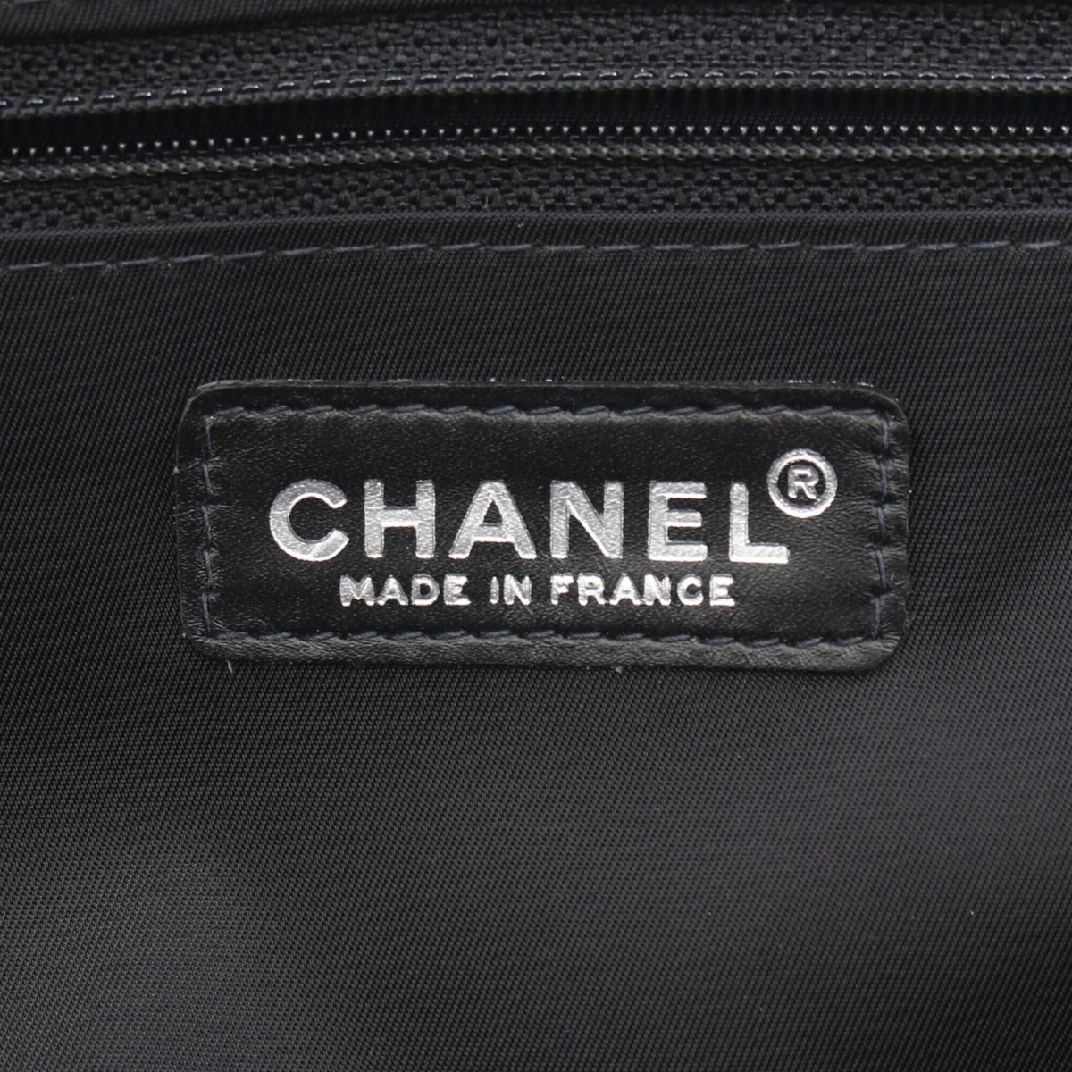 Chanel Black Leather Nylon Canvas Handbag Tote Bag (Pre-Owned)