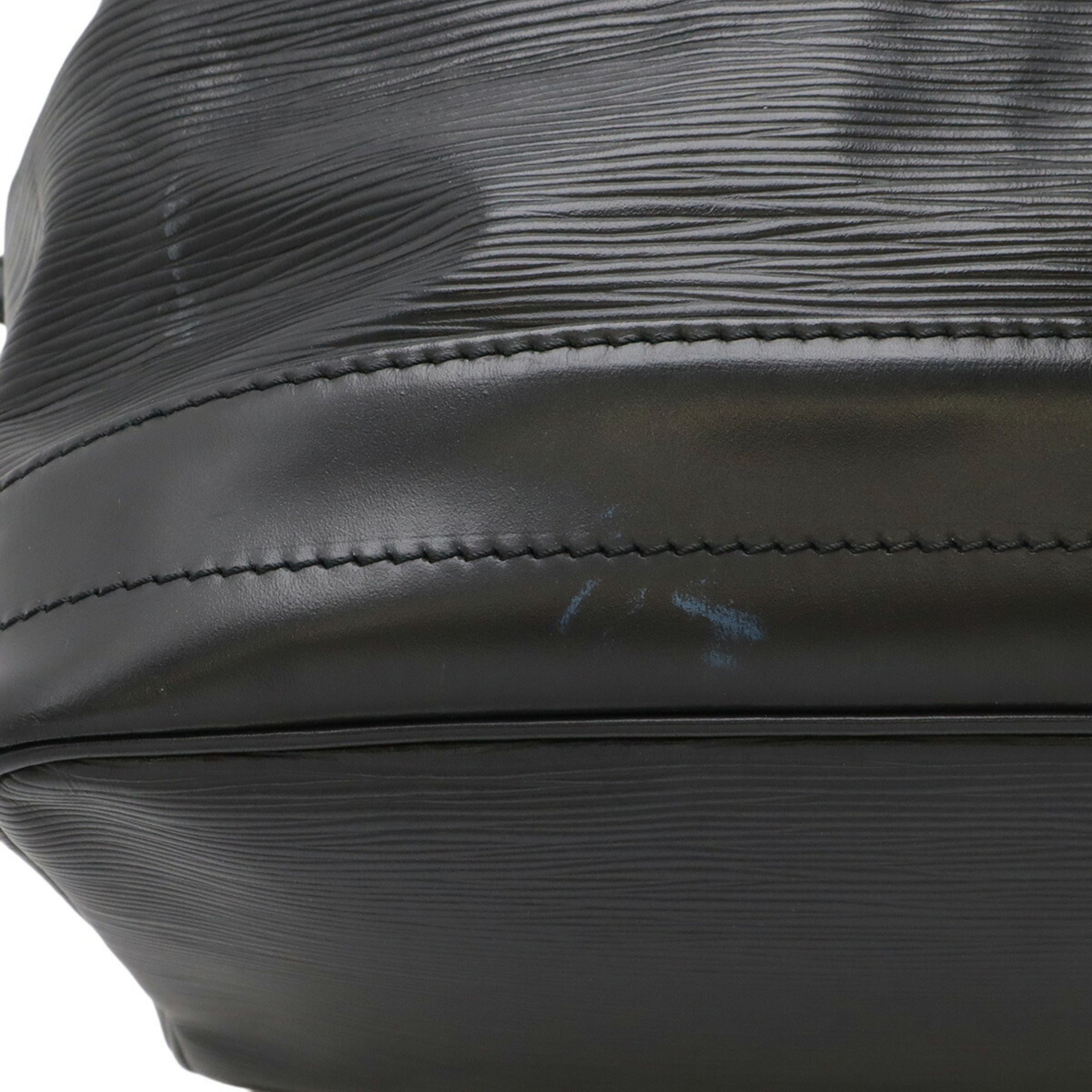 Louis Vuitton Noir Epi Leather Shoulder Bag (Pre-Owned)