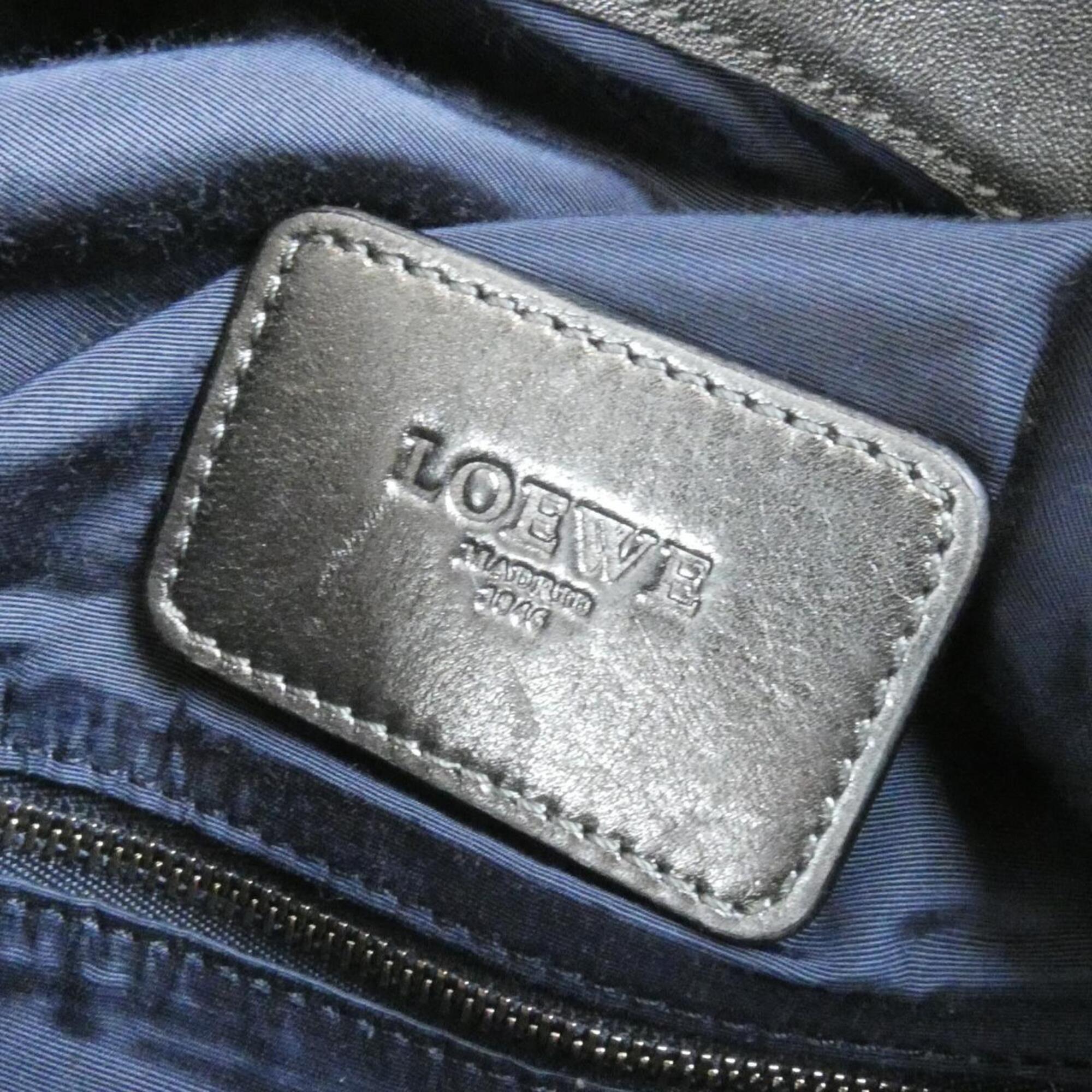 Loewe Silver Leather Shoulder Bag (Pre-Owned)