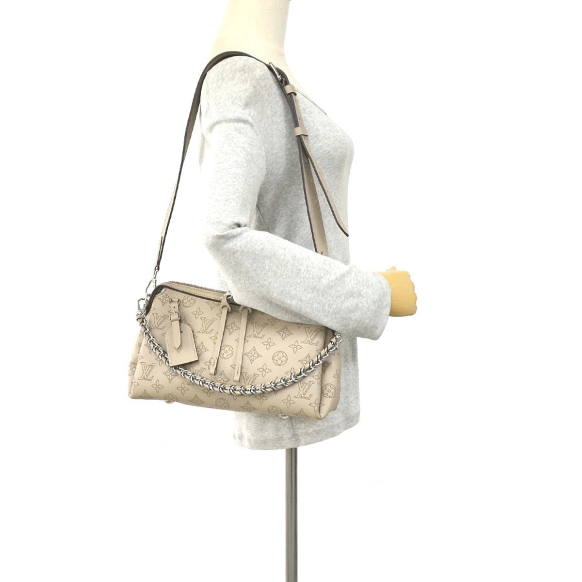 Louis Vuitton Galle Mahina Leather Shoulder Bag (Pre-Owned)