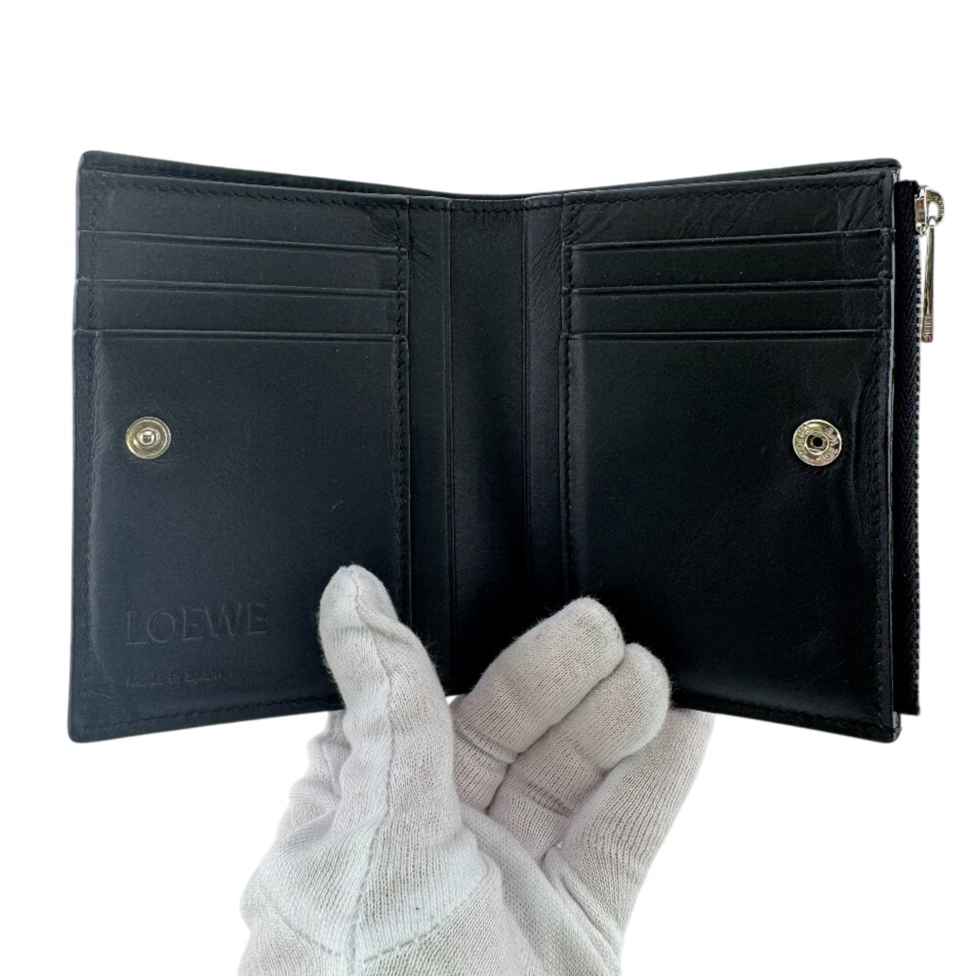 Loewe Black Leather Wallet (Bi-Fold) (Pre-Owned)