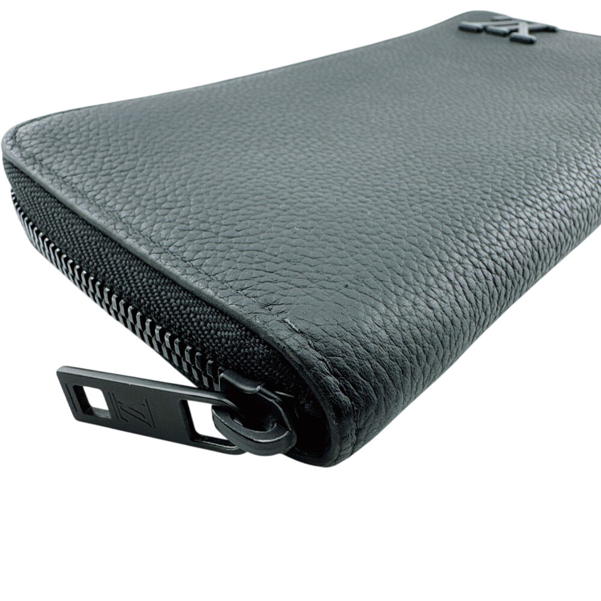 Louis Vuitton Black Leather Long Wallet (Bi-Fold) (Pre-Owned)