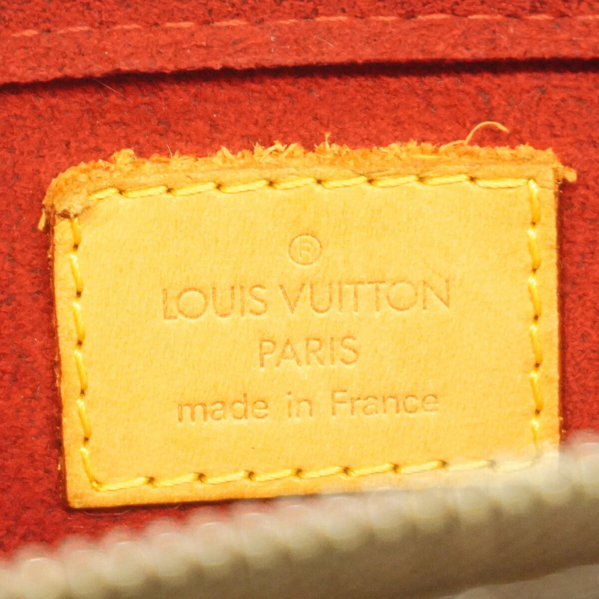 Louis Vuitton Brown Shoulder Bag (Pre-Owned)