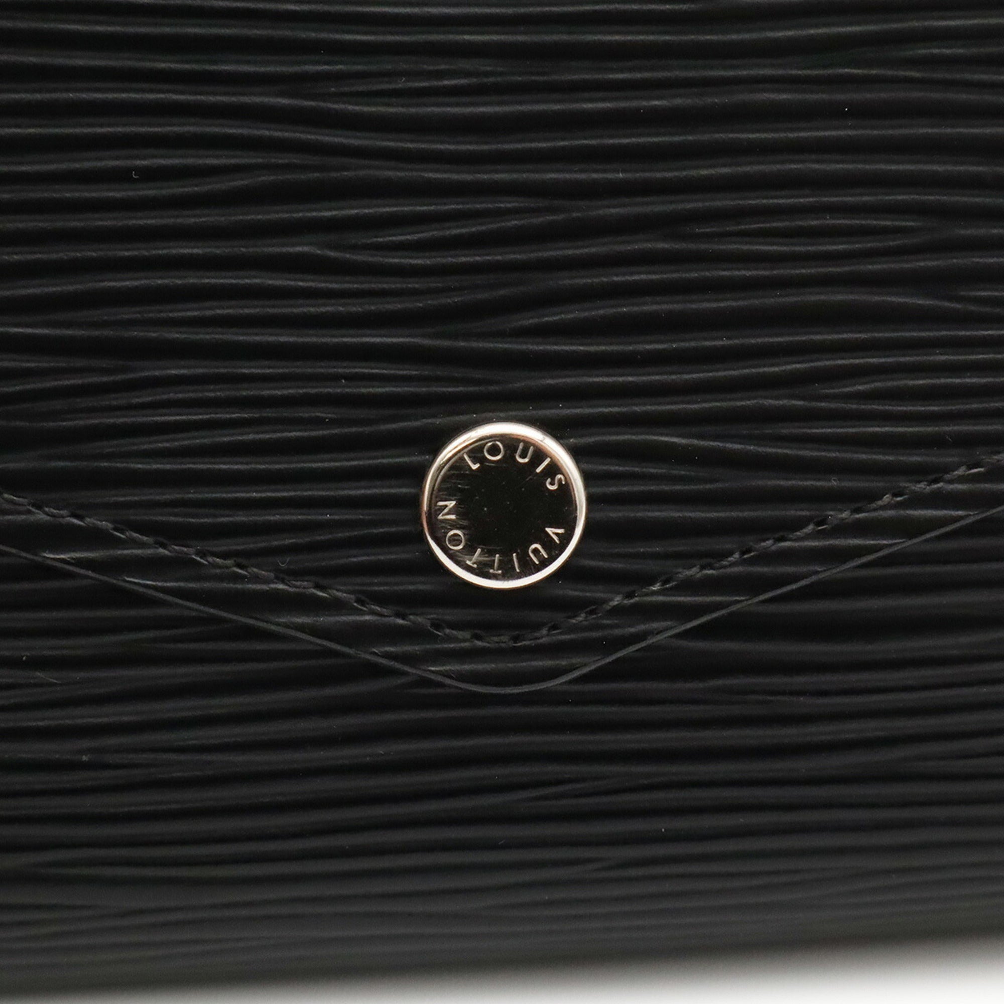 Louis Vuitton Black Noir Epi Leather Long Wallet (Bi-Fold) (Pre-Owned)