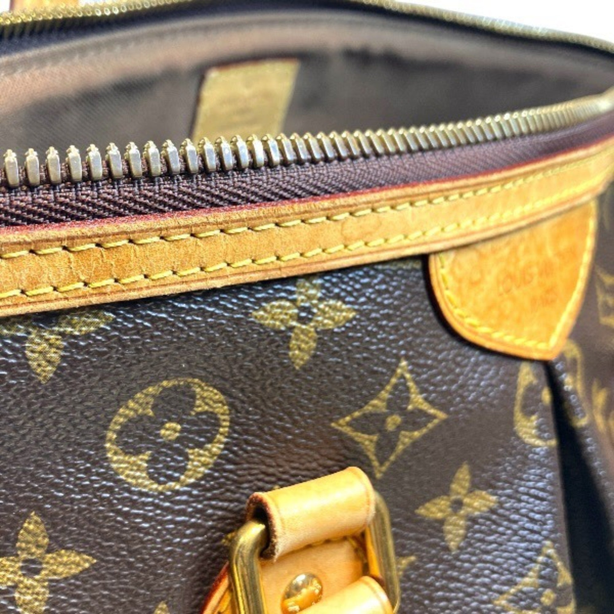 Louis Vuitton Brown Monogram Handbag Shoulder Bag (Pre-Owned)