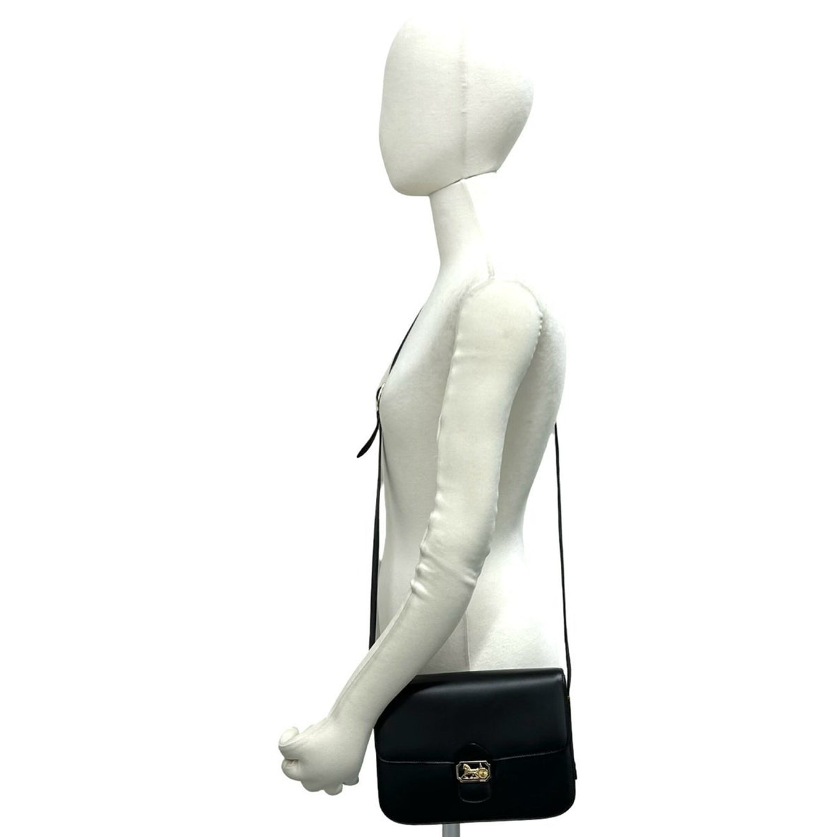 Celine Black Leather Pochette Shoulder Bag (Pre-Owned)