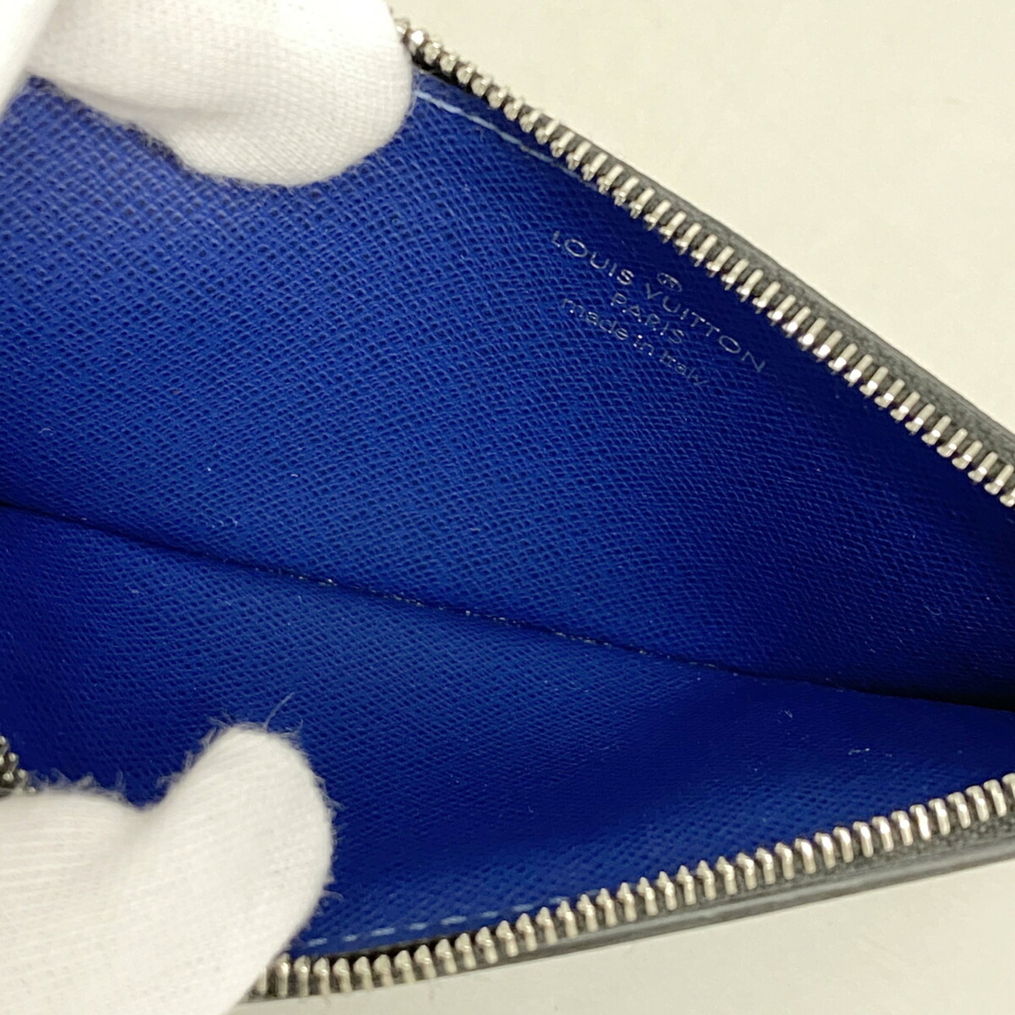Louis Vuitton Cobalt Coin Purse/Coin Case (Pre-Owned)