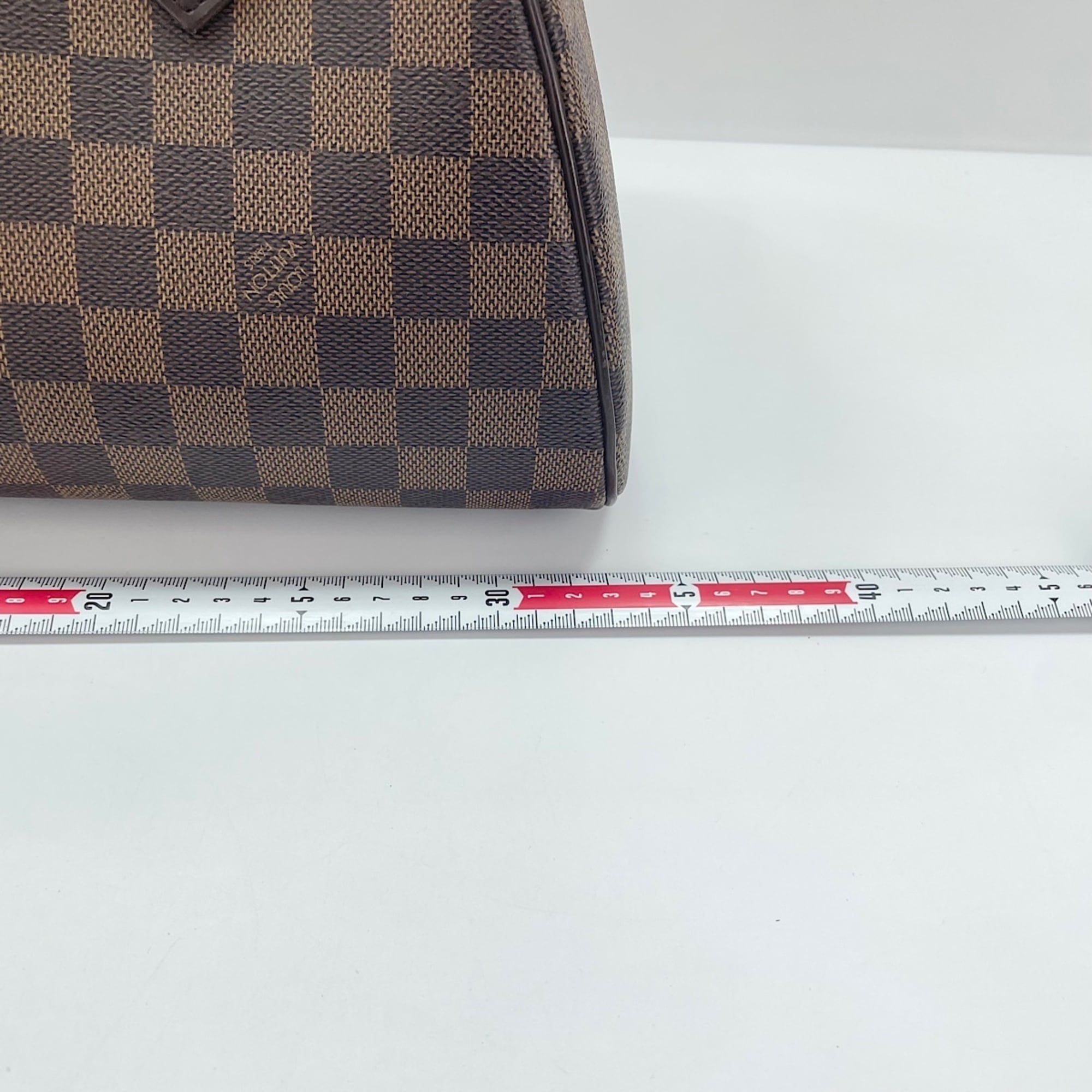Louis Vuitton Brown Handbag (Pre-Owned)