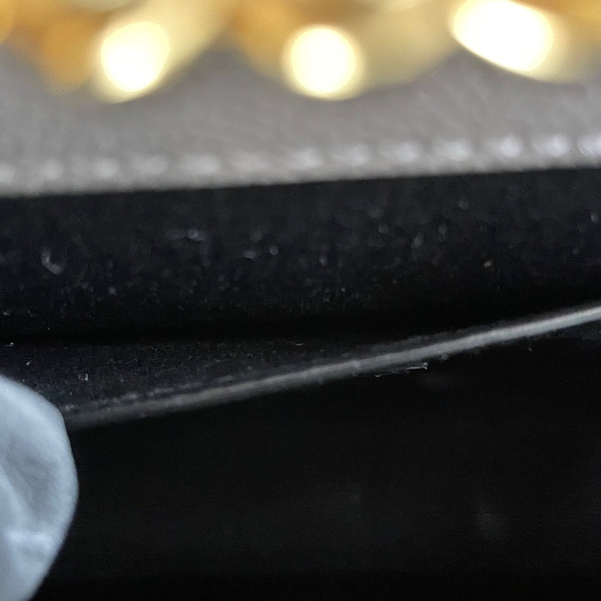 Yves Saint Laurent Gray Leather Shoulder Bag (Pre-Owned)
