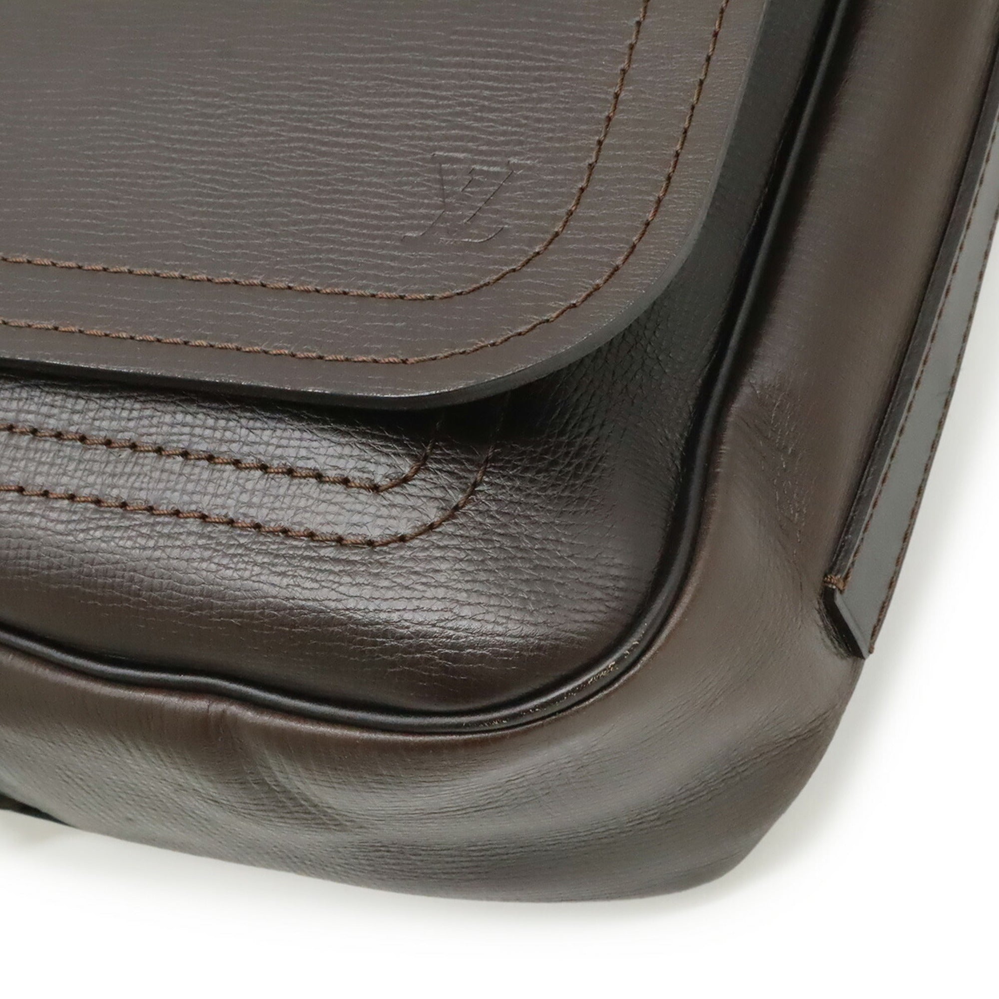 Louis Vuitton Coffee Leather Messenger Bag Shoulder Bag (Pre-Owned)