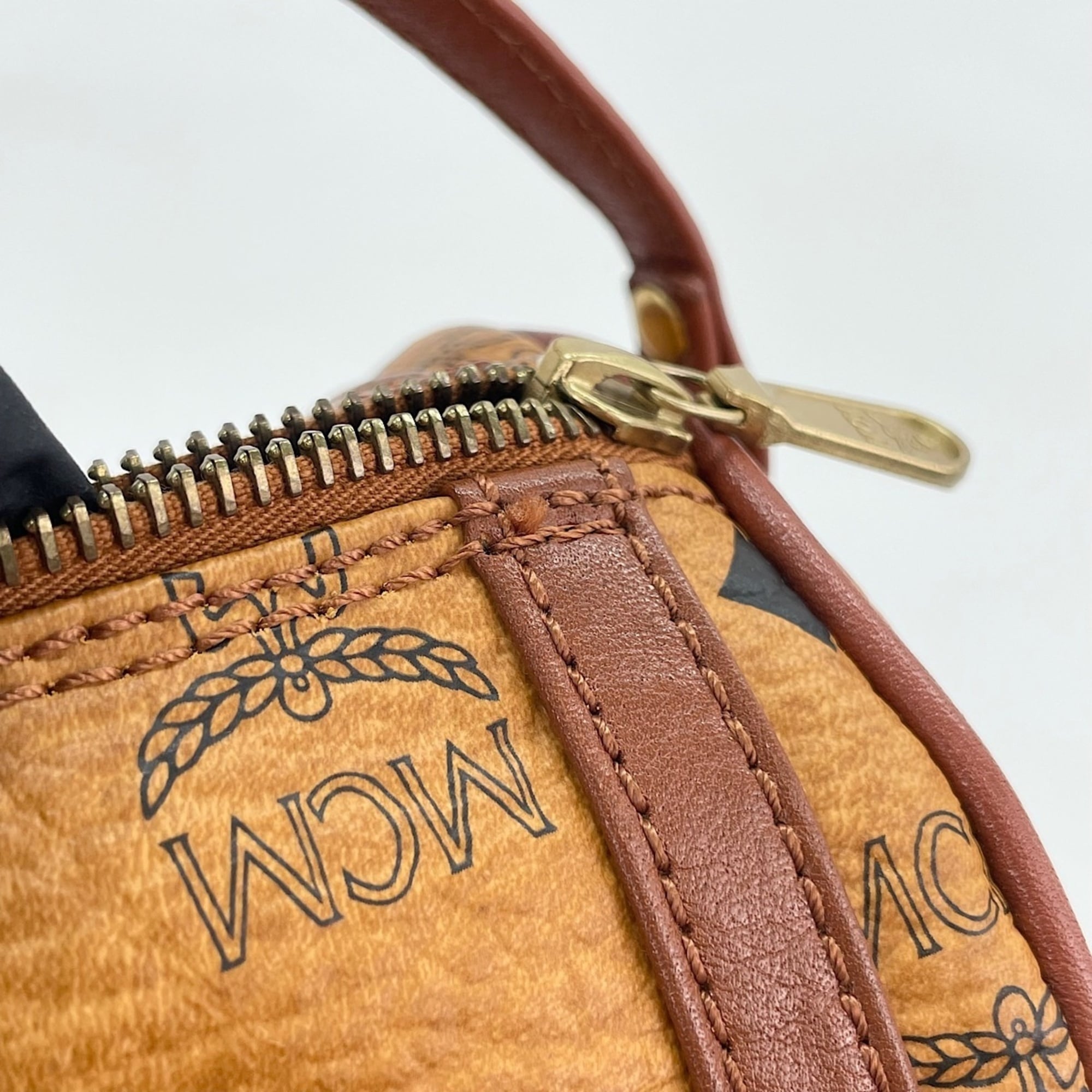 Mcm Brown Shoulder Bag (Pre-Owned)