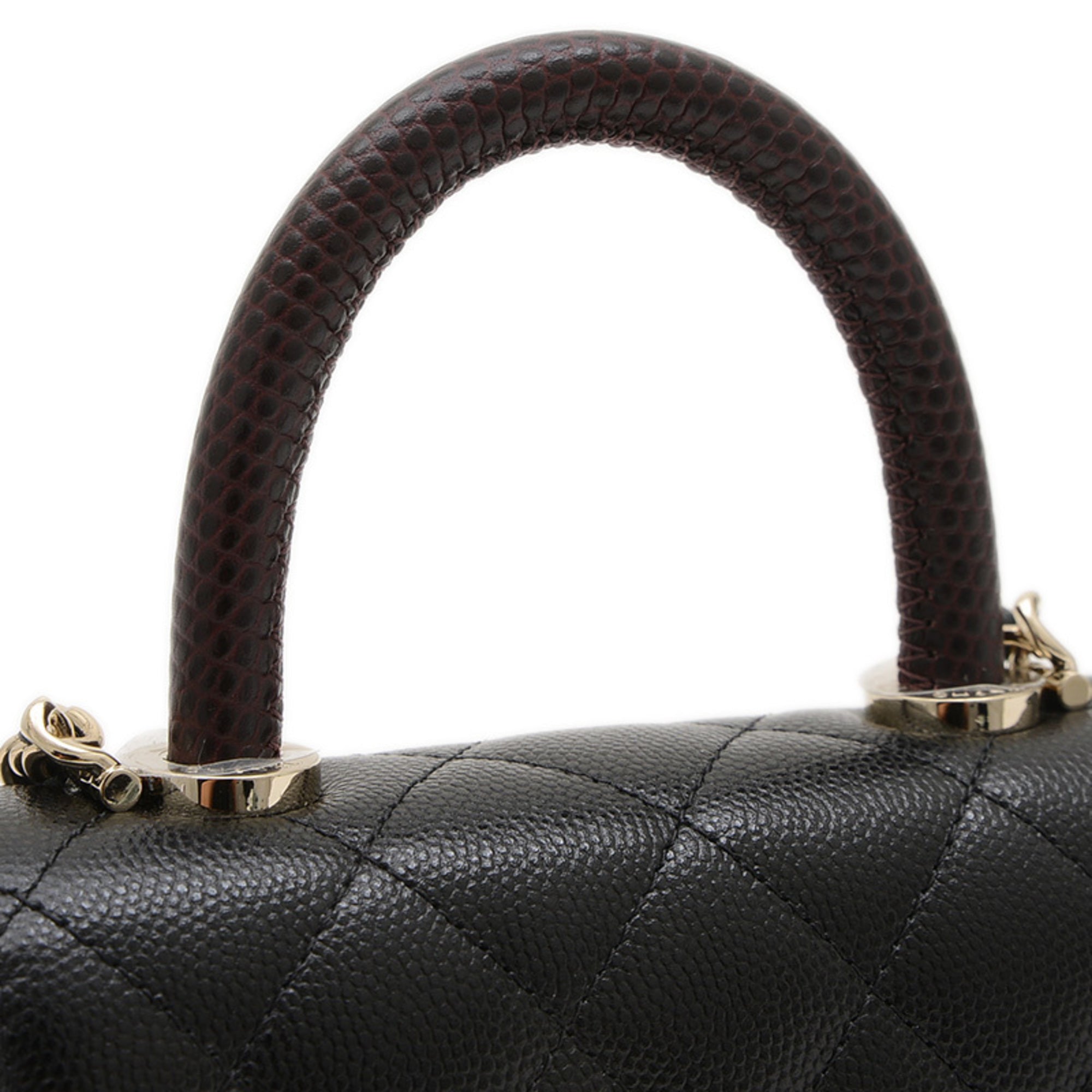 Chanel Black Grained Calfskin Handbag (Pre-Owned)