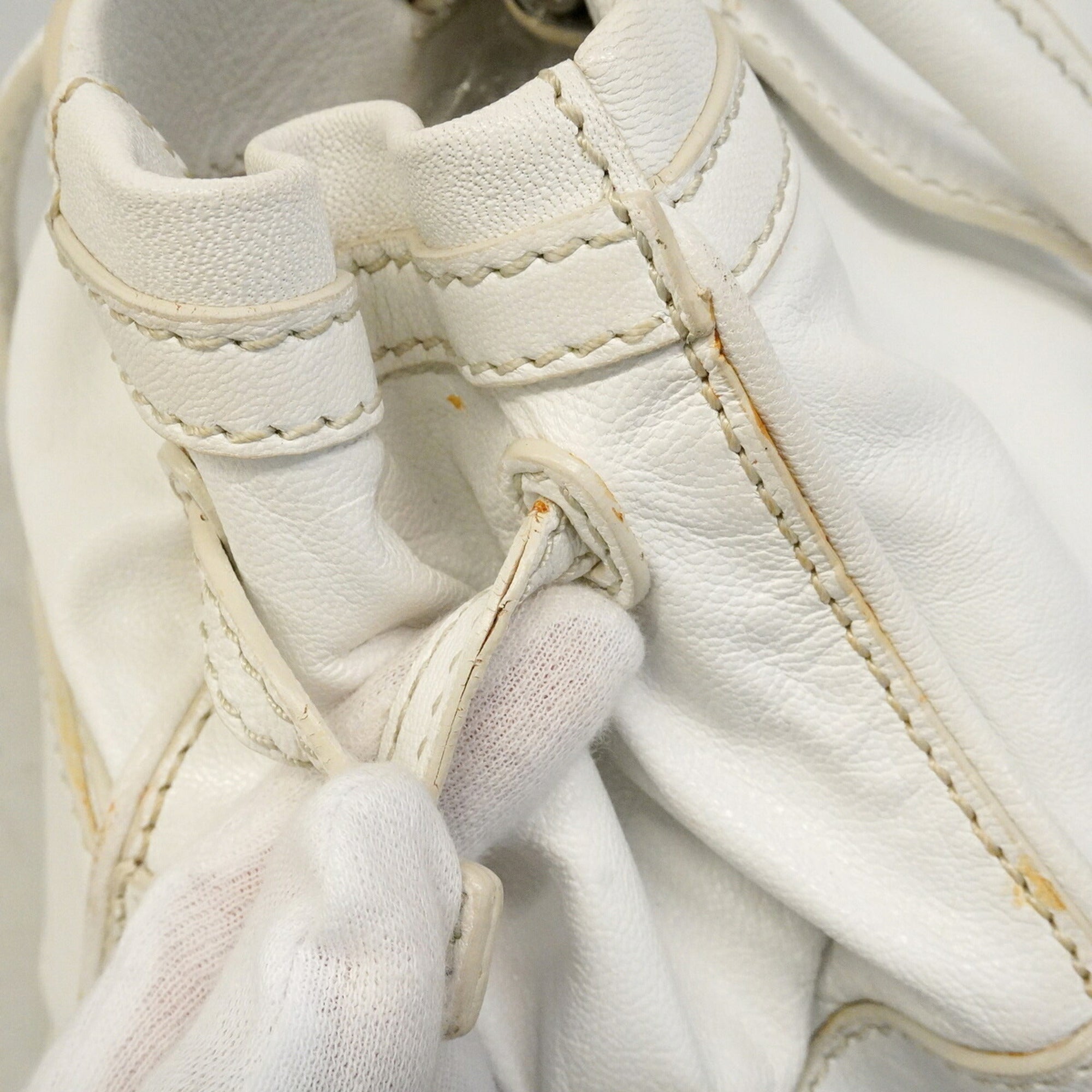 Celine White Leather Handbag (Pre-Owned)