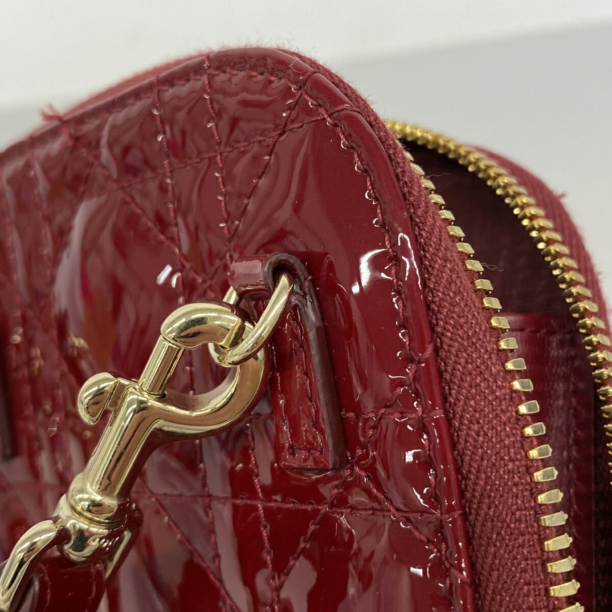 Christian Dior Bordeaux Handbag (Pre-Owned)