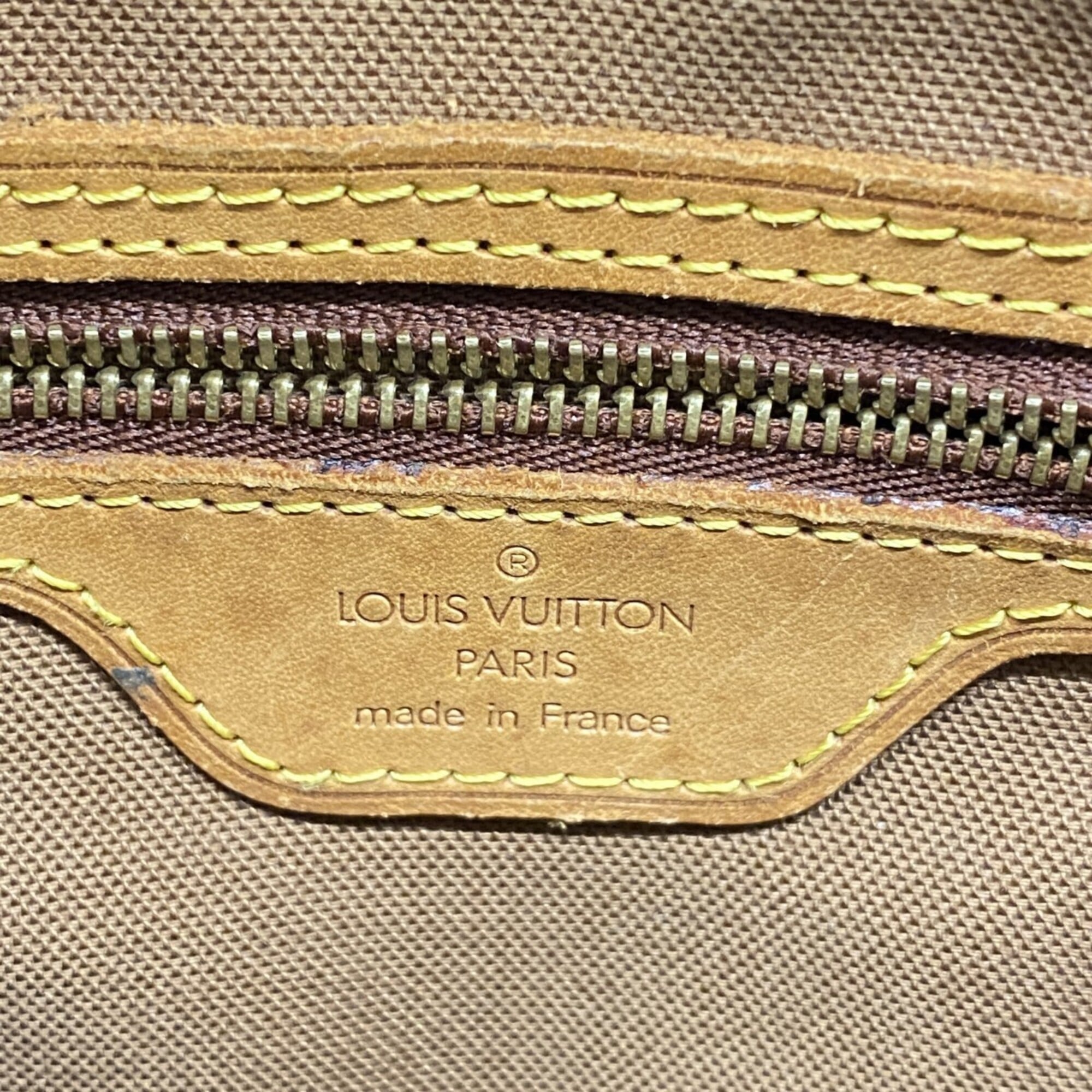 Louis Vuitton Brown Handbag (Pre-Owned)