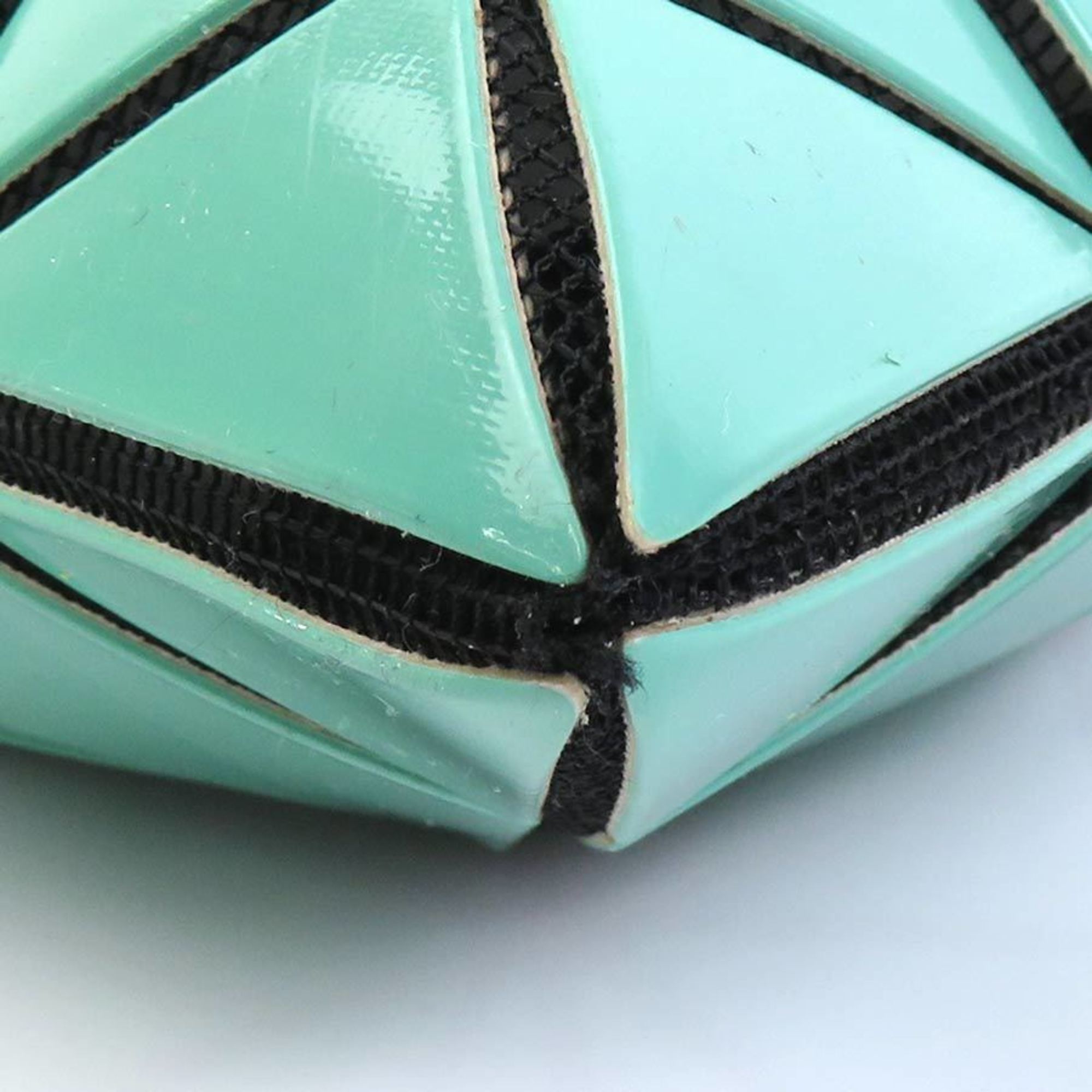 Issey Miyake Green Pvc Handbag (Pre-Owned)