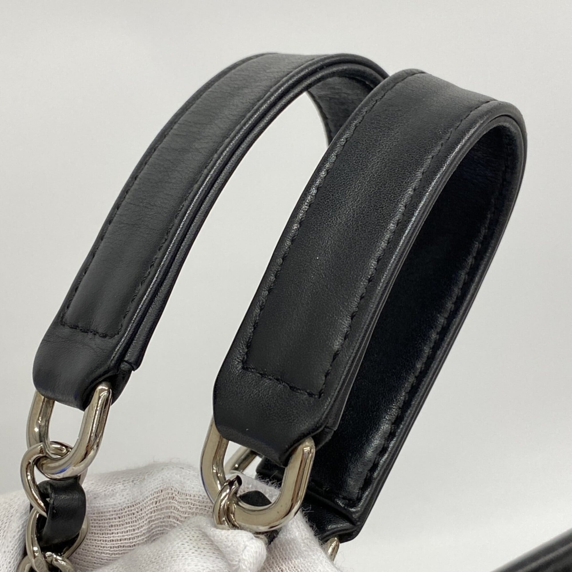 Chanel Black Grained Calfskin Tote Bag (Pre-Owned)