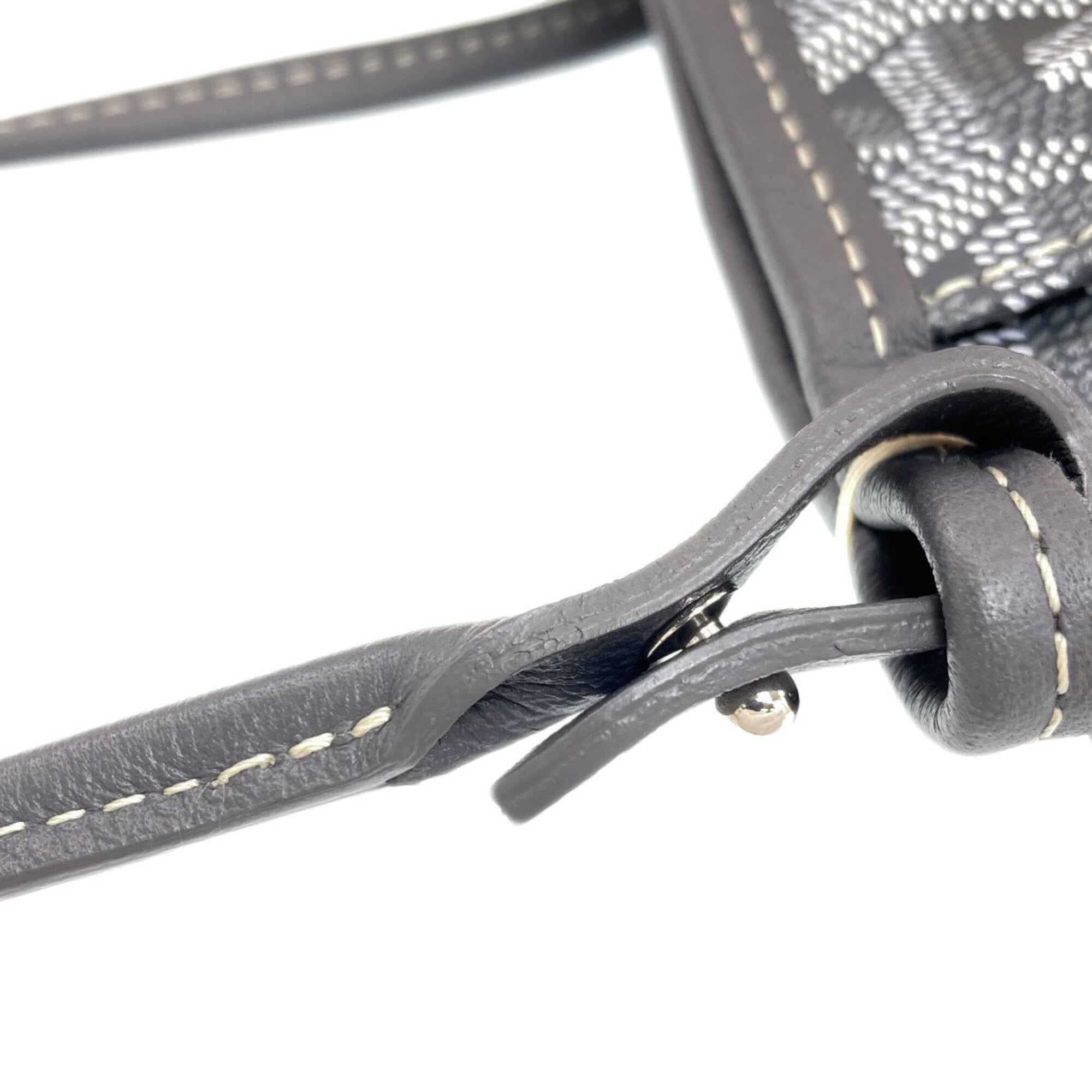 Goyard Gray Coated Canvas Pouch Shoulder Bag (Pre-Owned)