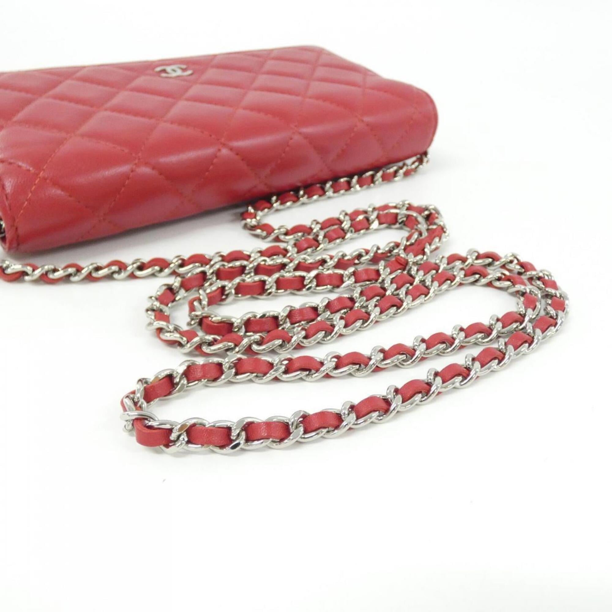 Chanel Red Color Leather Chain/Shoulder Wallet (Pre-Owned)
